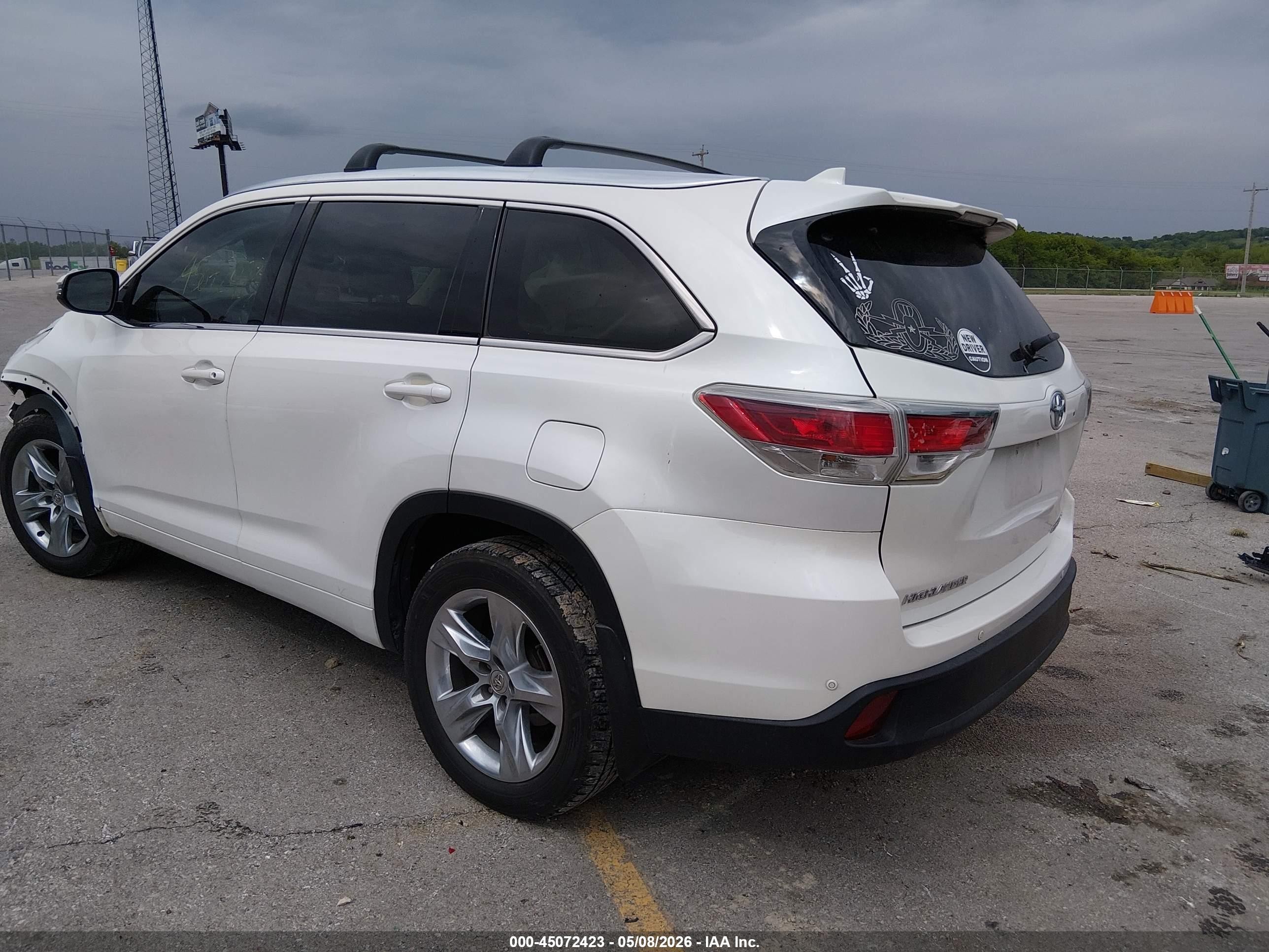 2015 Toyota Highlander Limited V6 Белый vin: 5TDDKRFH3FS131085