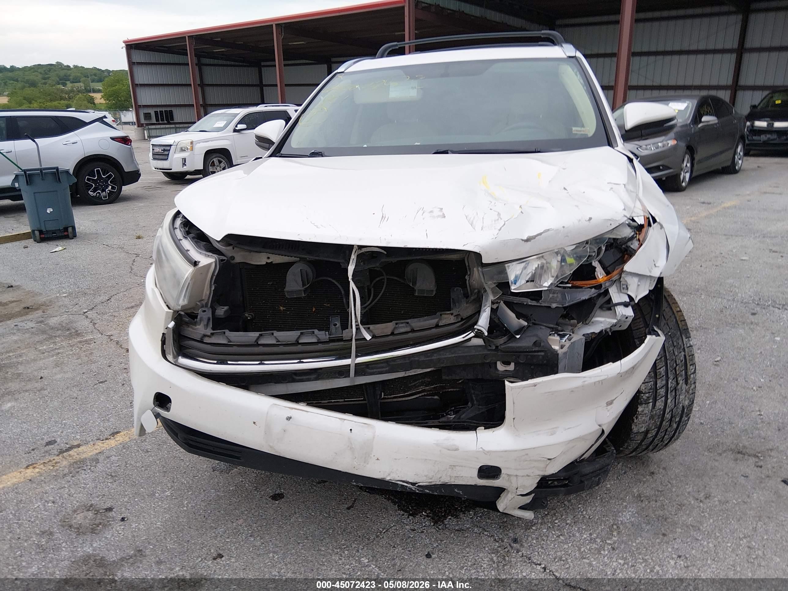 2015 Toyota Highlander Limited V6 Белый vin: 5TDDKRFH3FS131085