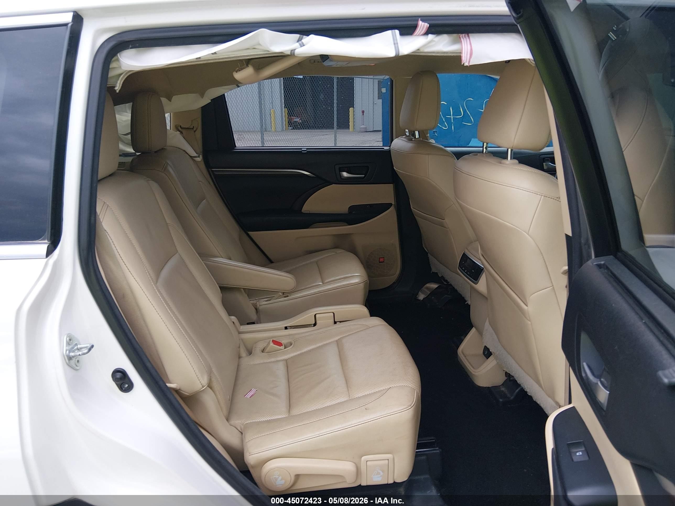 2015 Toyota Highlander Limited V6 Белый vin: 5TDDKRFH3FS131085