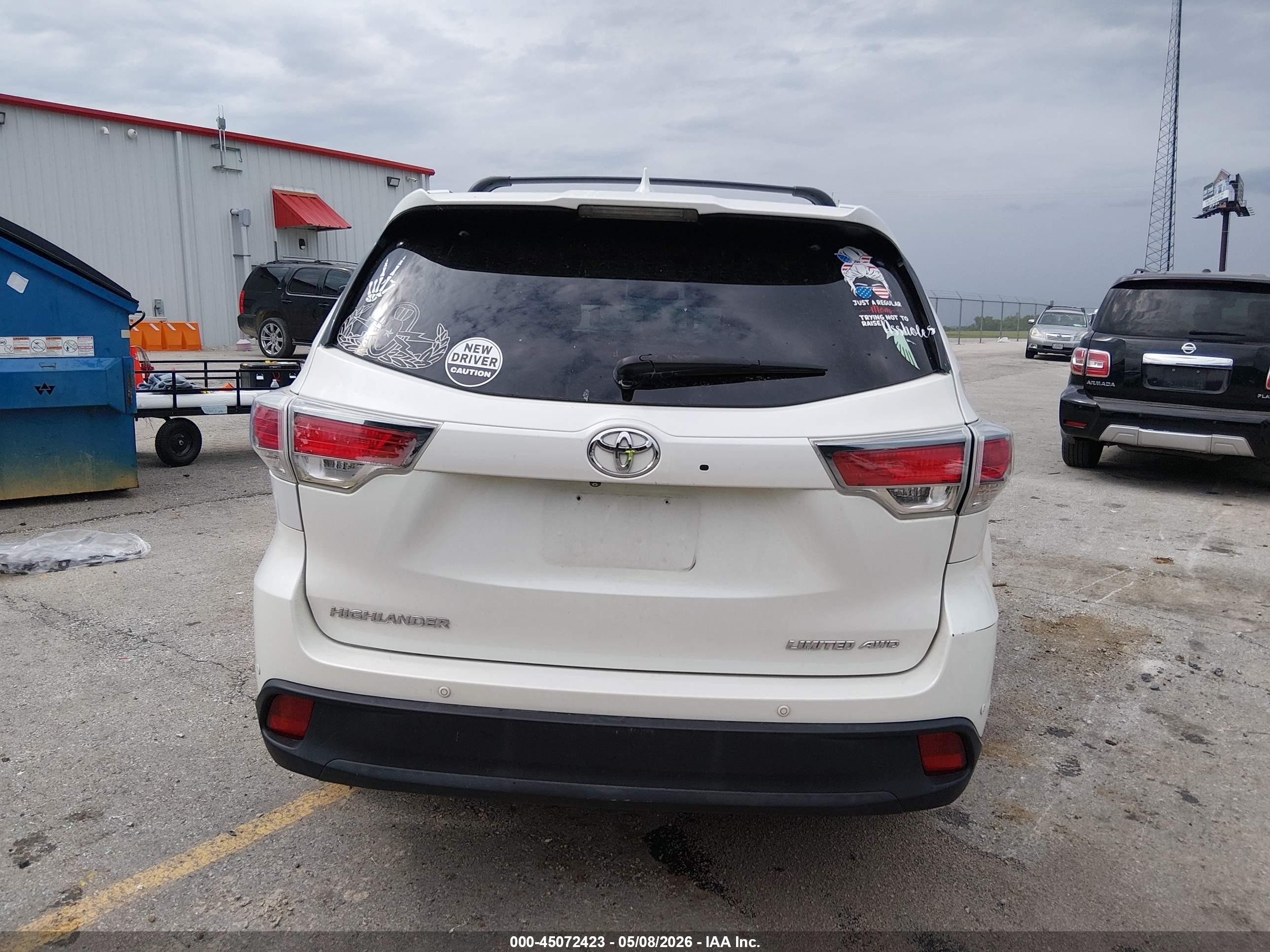 2015 Toyota Highlander Limited V6 Белый vin: 5TDDKRFH3FS131085