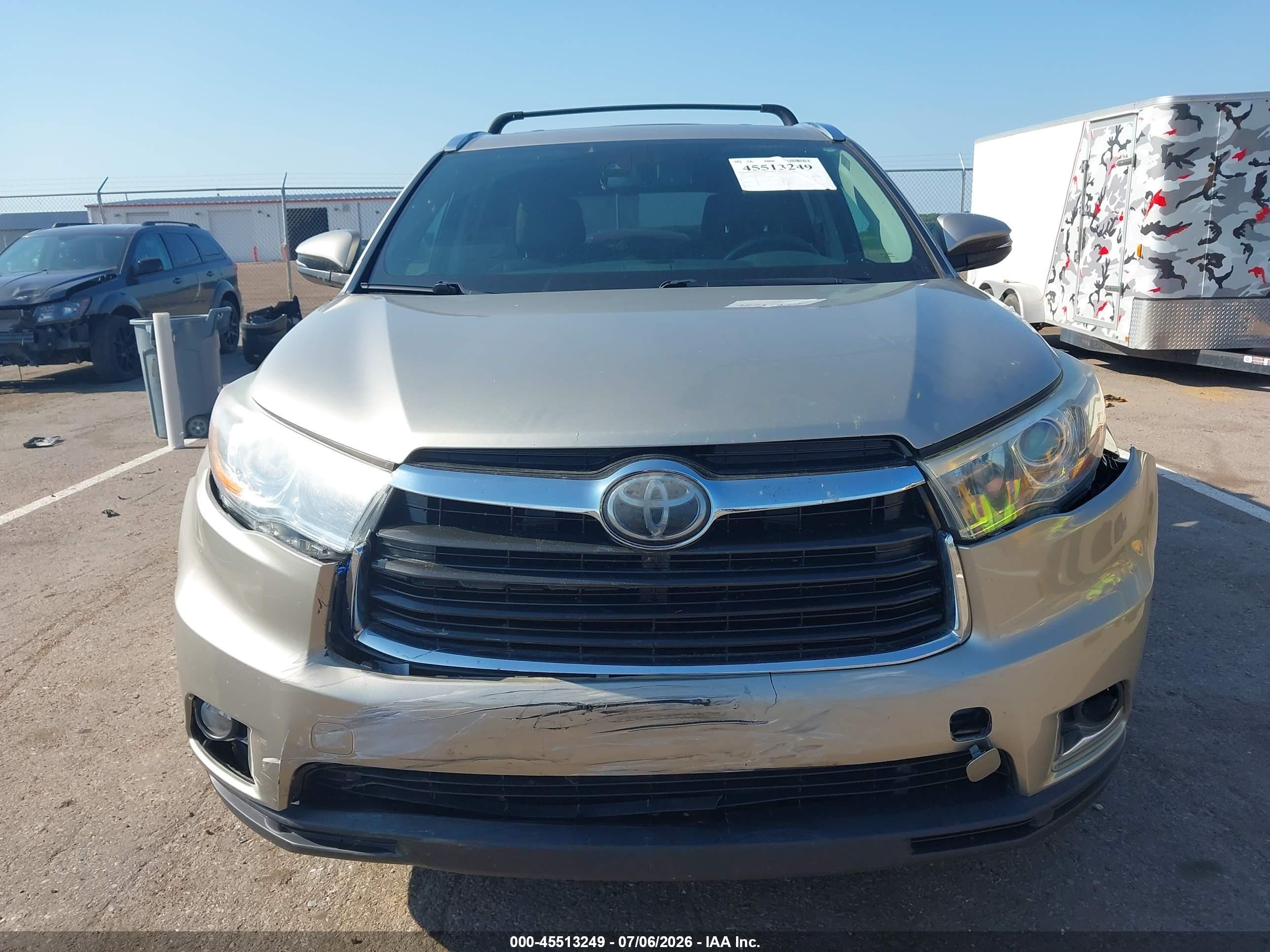 2015 Toyota Highlander Limited V6 Gold vin: 5TDDKRFH3FS185910