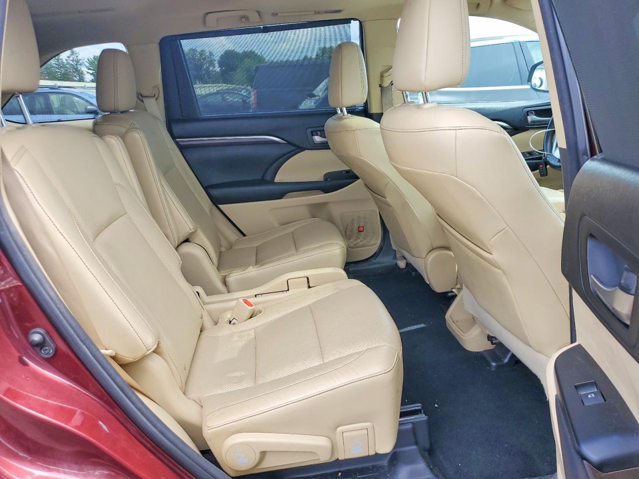 2015 Toyota Highlander Limited Burgundy vin: 5TDDKRFH3FS196826