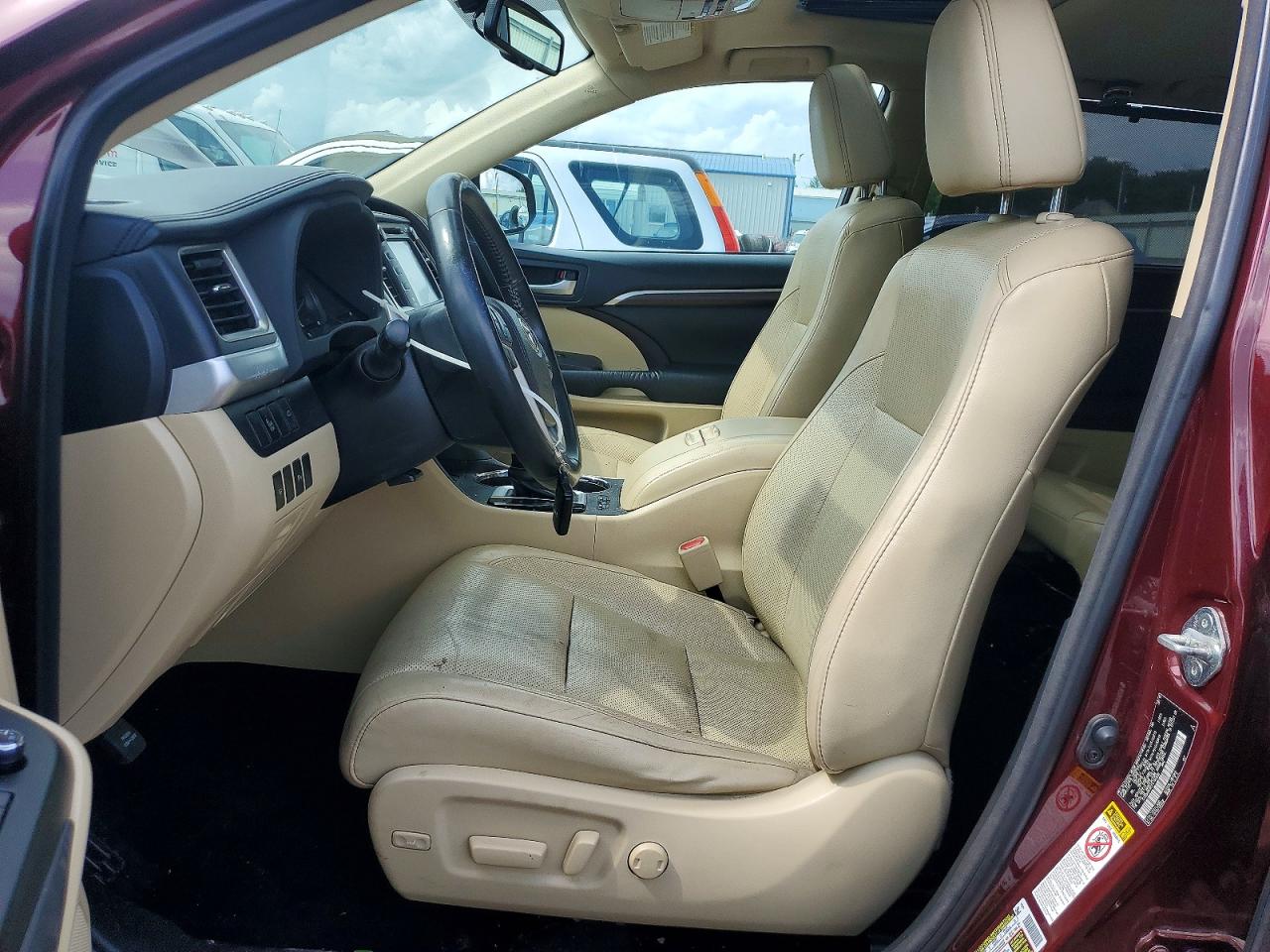 2015 Toyota Highlander Limited Burgundy vin: 5TDDKRFH3FS196826
