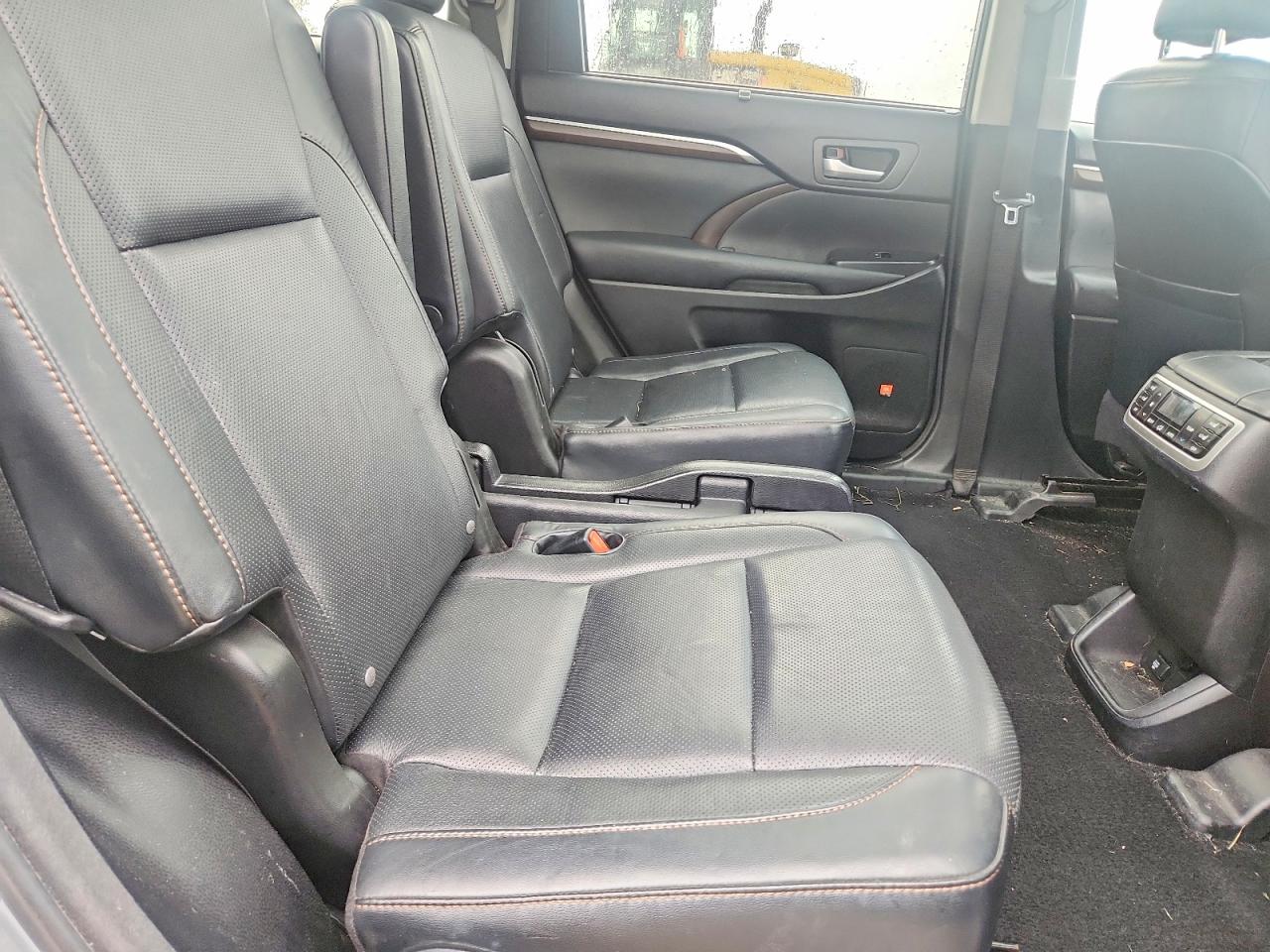 2014 Toyota Highlander Limited Platinum Silver vin: 5TDDKRFH4ES071736