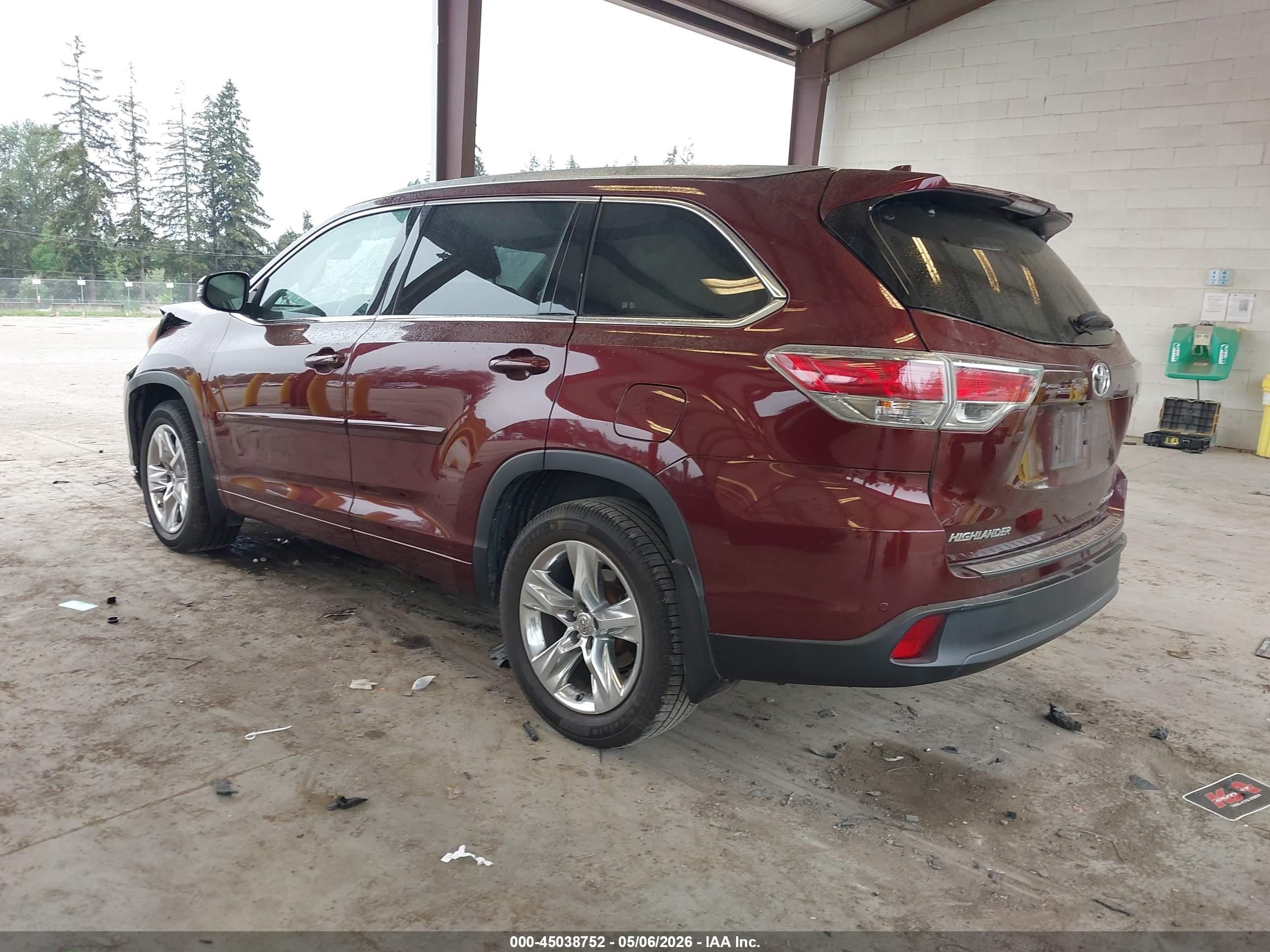 2015 Toyota Highlander Limited Platinum V6 Красный vin: 5TDDKRFH4FS097531