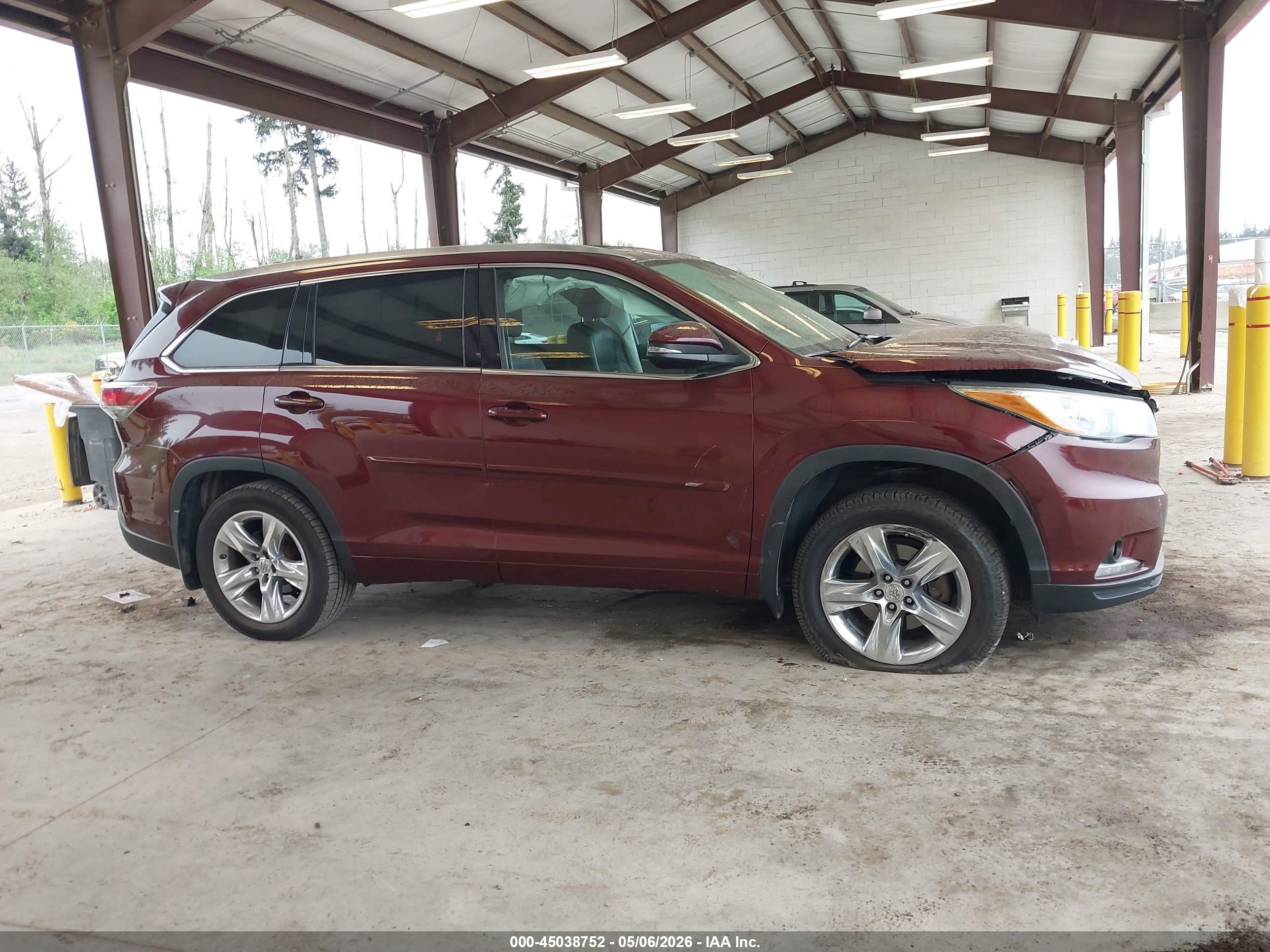 2015 Toyota Highlander Limited Platinum V6 Красный vin: 5TDDKRFH4FS097531