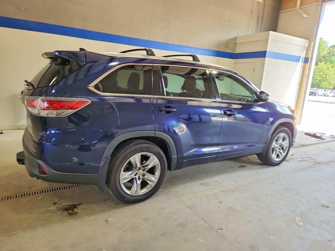 2015 Toyota Highlander Limited Platinum Blue vin: 5TDDKRFH4FS151653