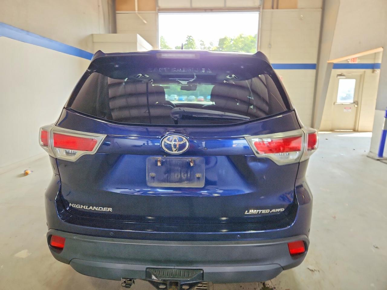 2015 Toyota Highlander Limited Platinum Blue vin: 5TDDKRFH4FS151653