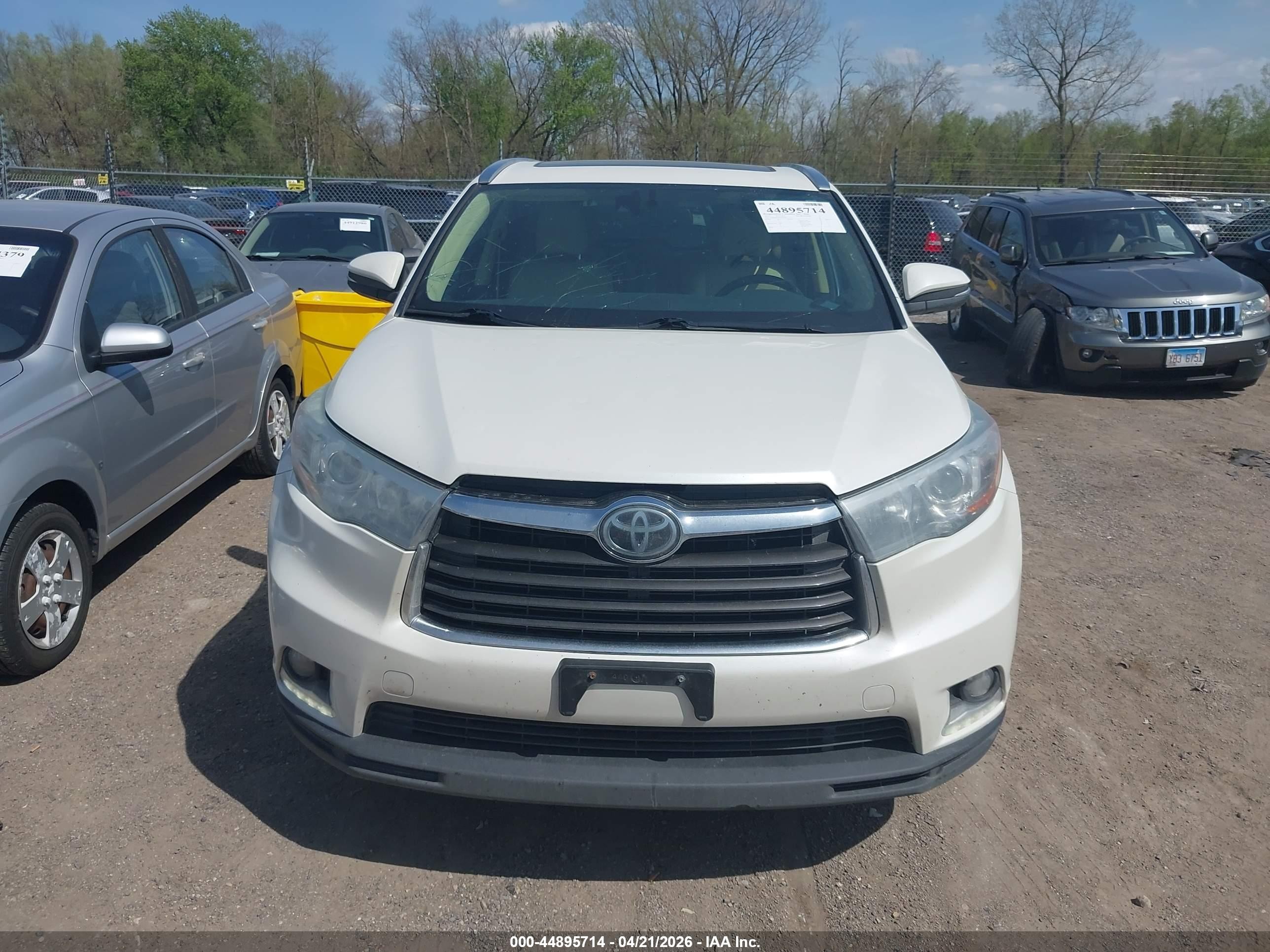 2015 Toyota Highlander Limited Platinum V6 White vin: 5TDDKRFH4FS203864