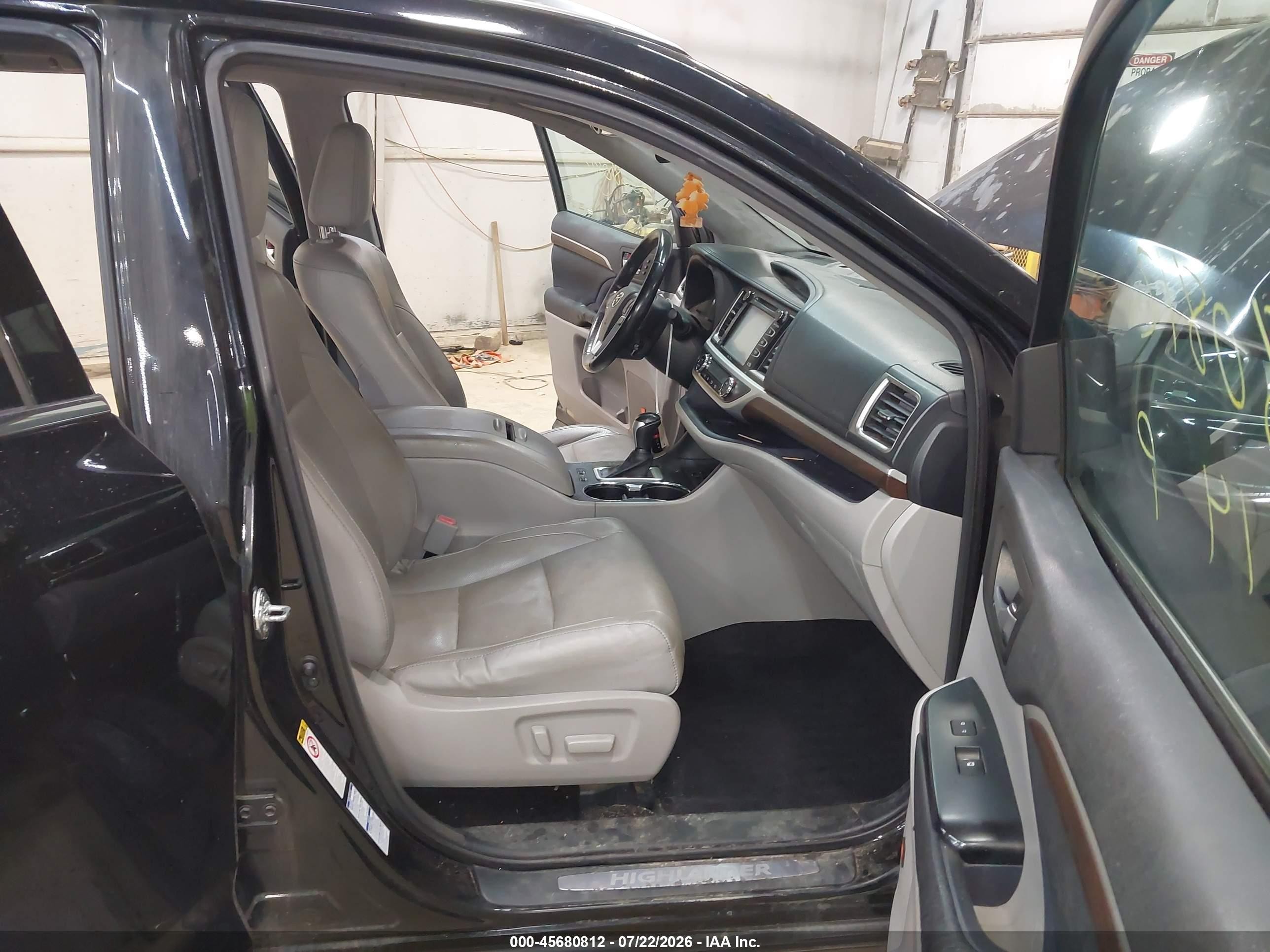 2014 Toyota Highlander Limited Platinum V6 Black vin: 5TDDKRFH5ES026689