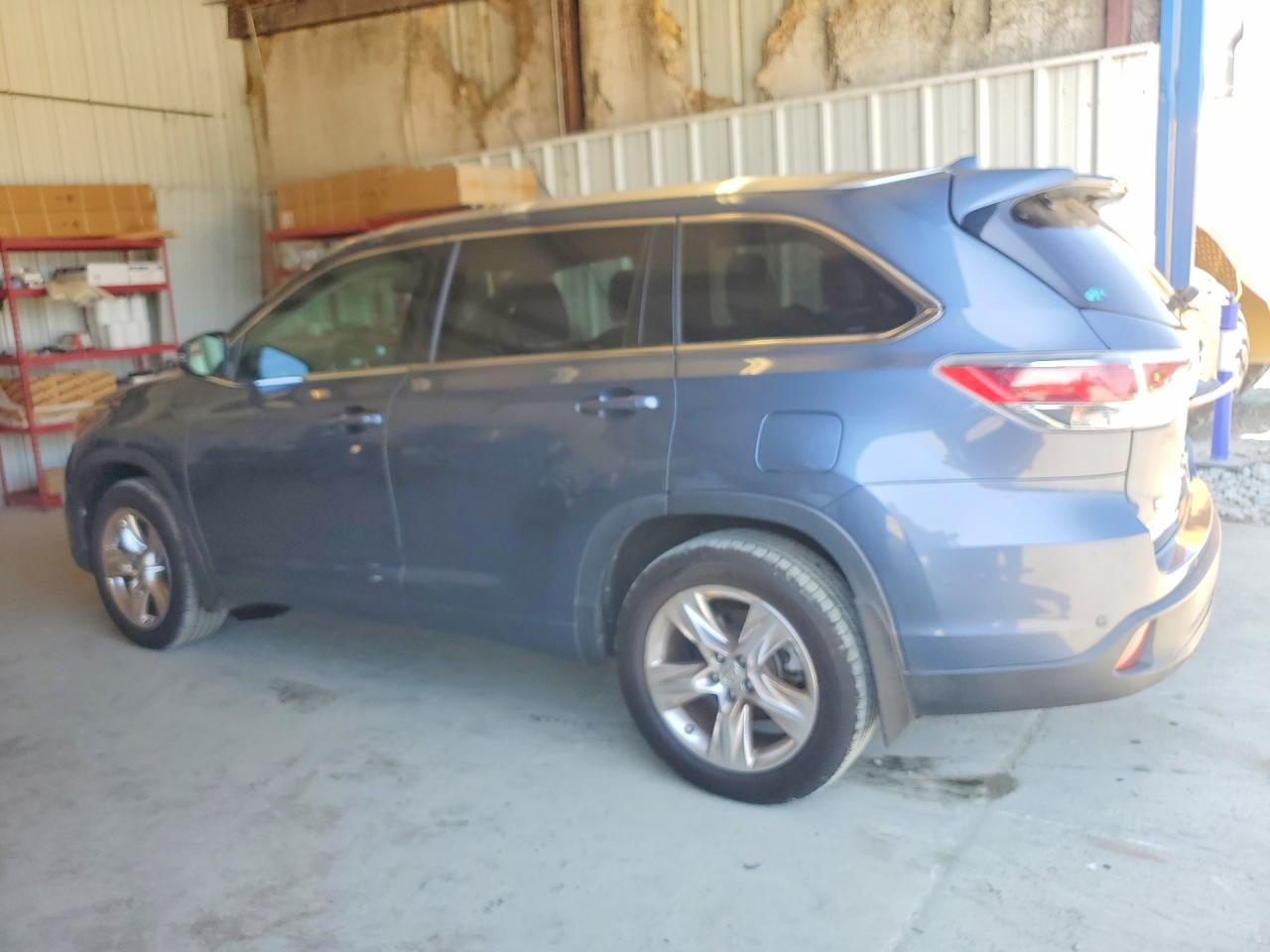 2014 Toyota Highlander Limited Platinum Gray vin: 5TDDKRFH5ES046800