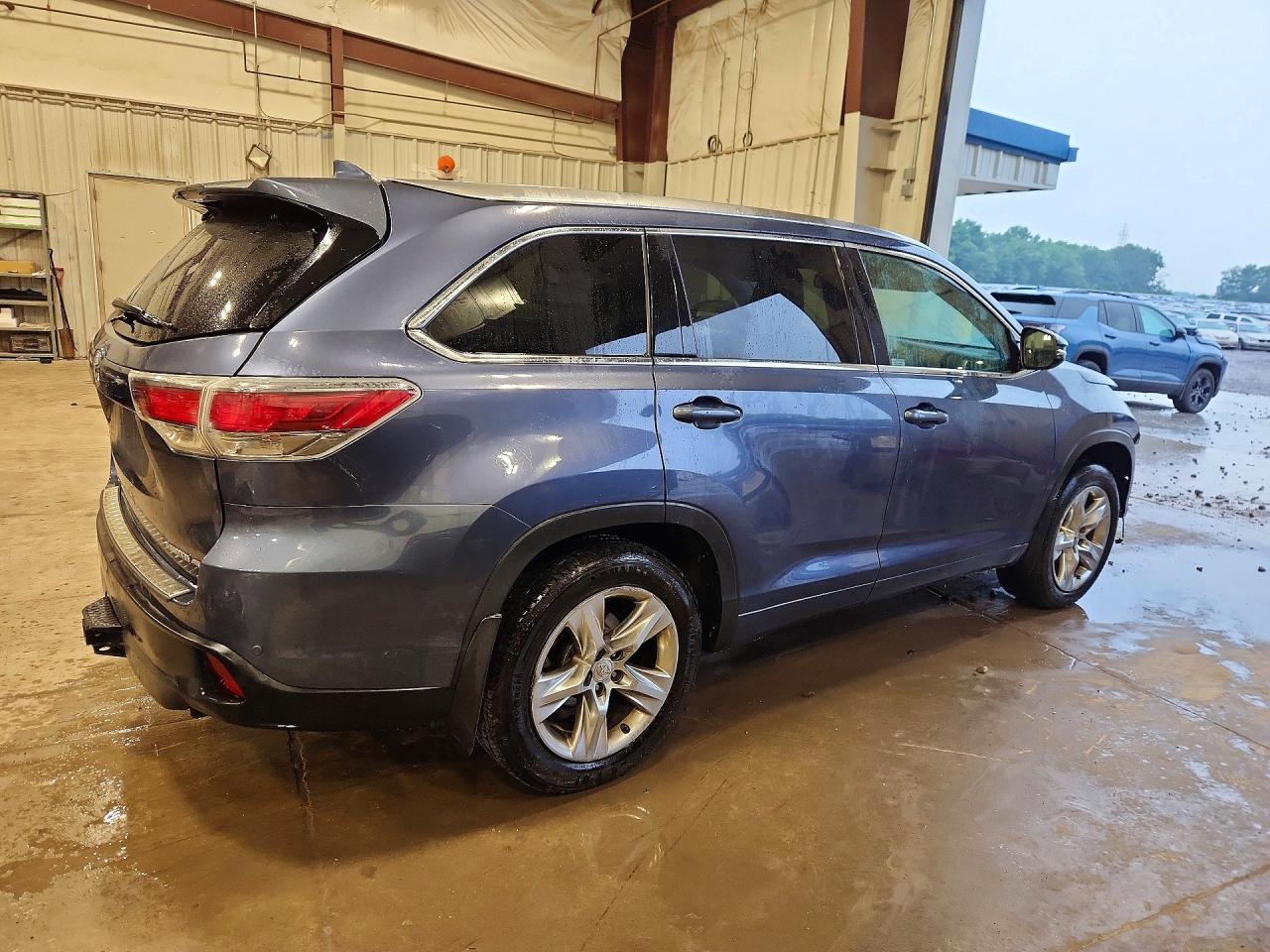 2015 Toyota Highlander Limited Blue vin: 5TDDKRFH5FS076395