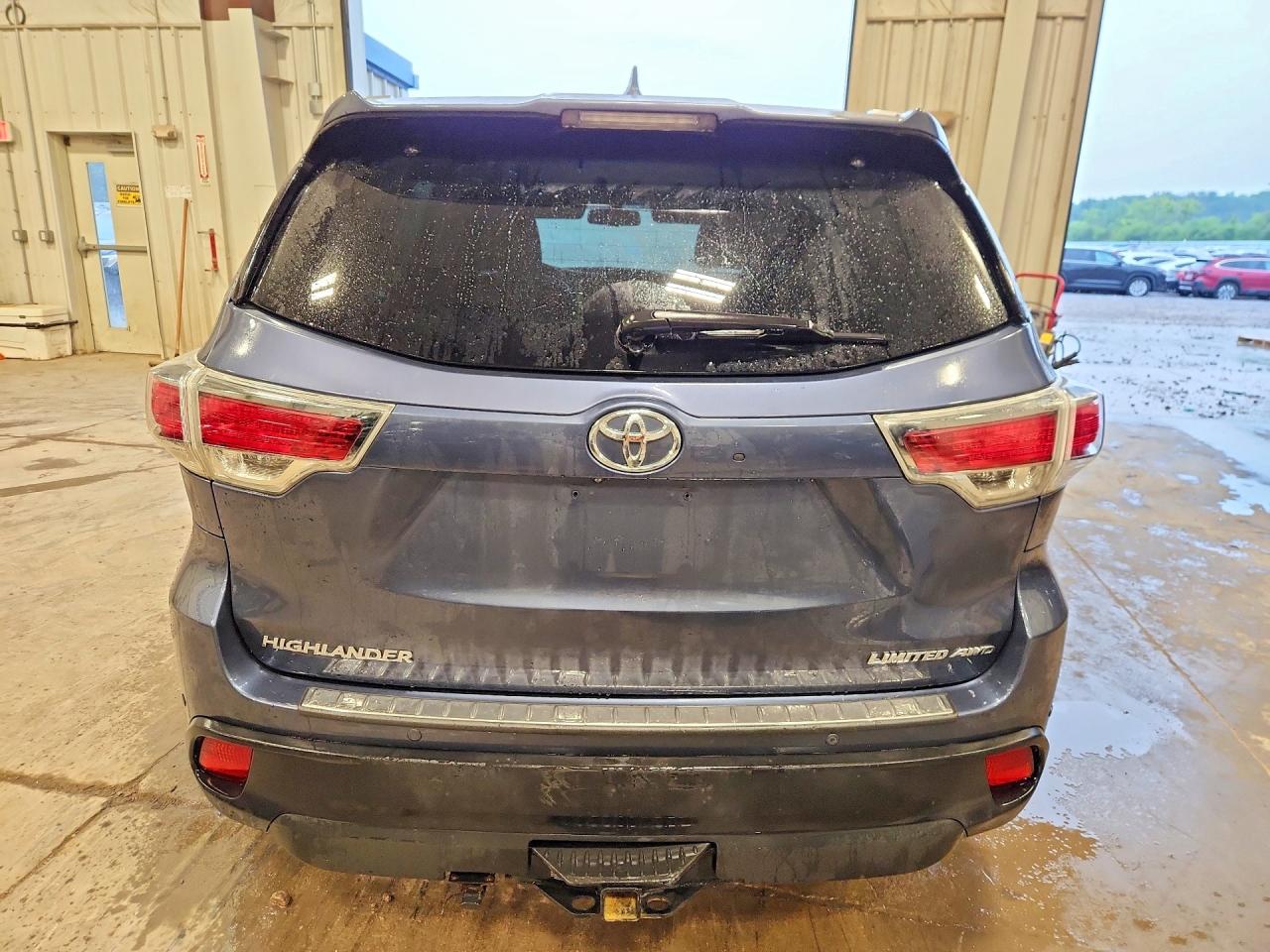 2015 Toyota Highlander Limited Blue vin: 5TDDKRFH5FS076395