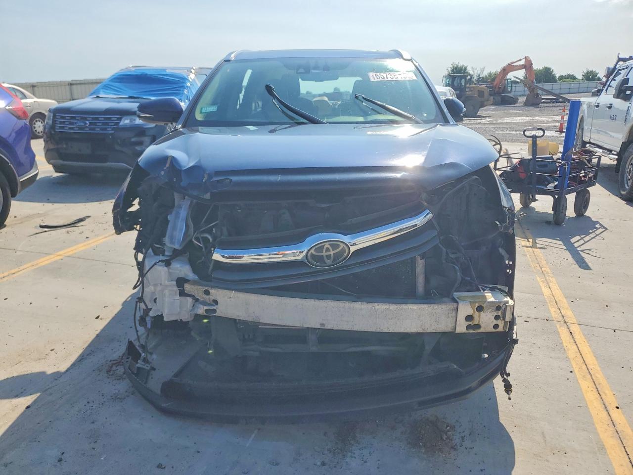 2015 Toyota Highlander Blue vin: 5TDDKRFH5FS088210