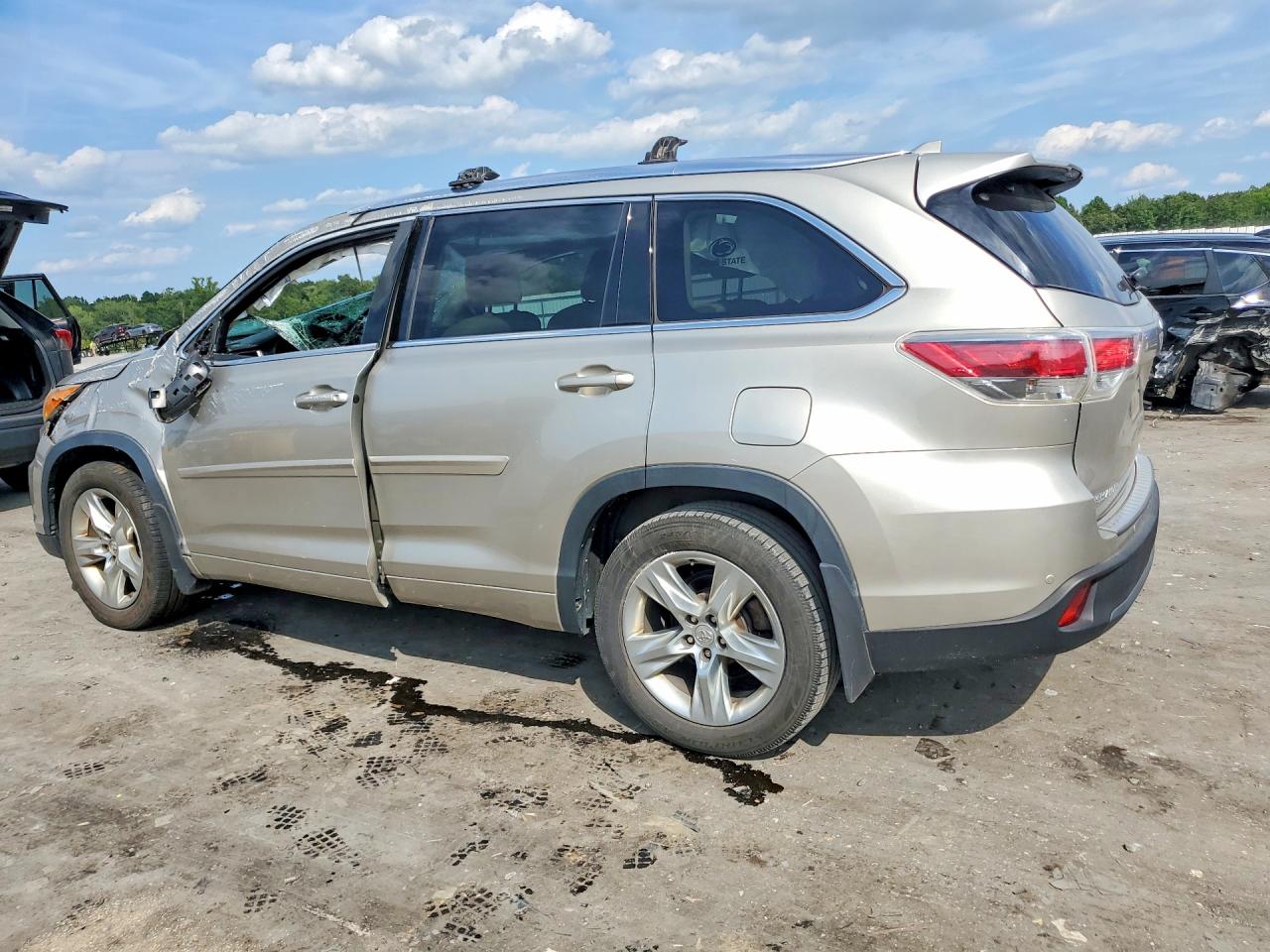 2015 Toyota Highlander Limited Beige vin: 5TDDKRFH5FS092998