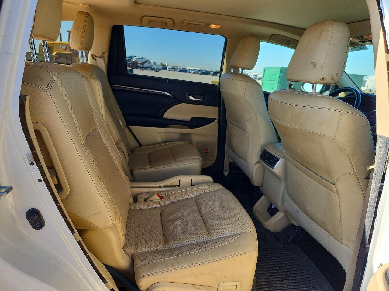 2015 Toyota Highlander Limited Platinum White vin: 5TDDKRFH5FS100789