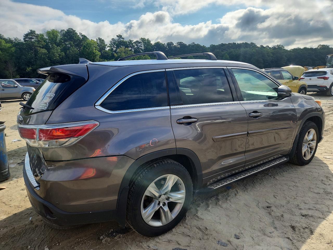 2015 Toyota Highlander Limited Brown vin: 5TDDKRFH5FS117057