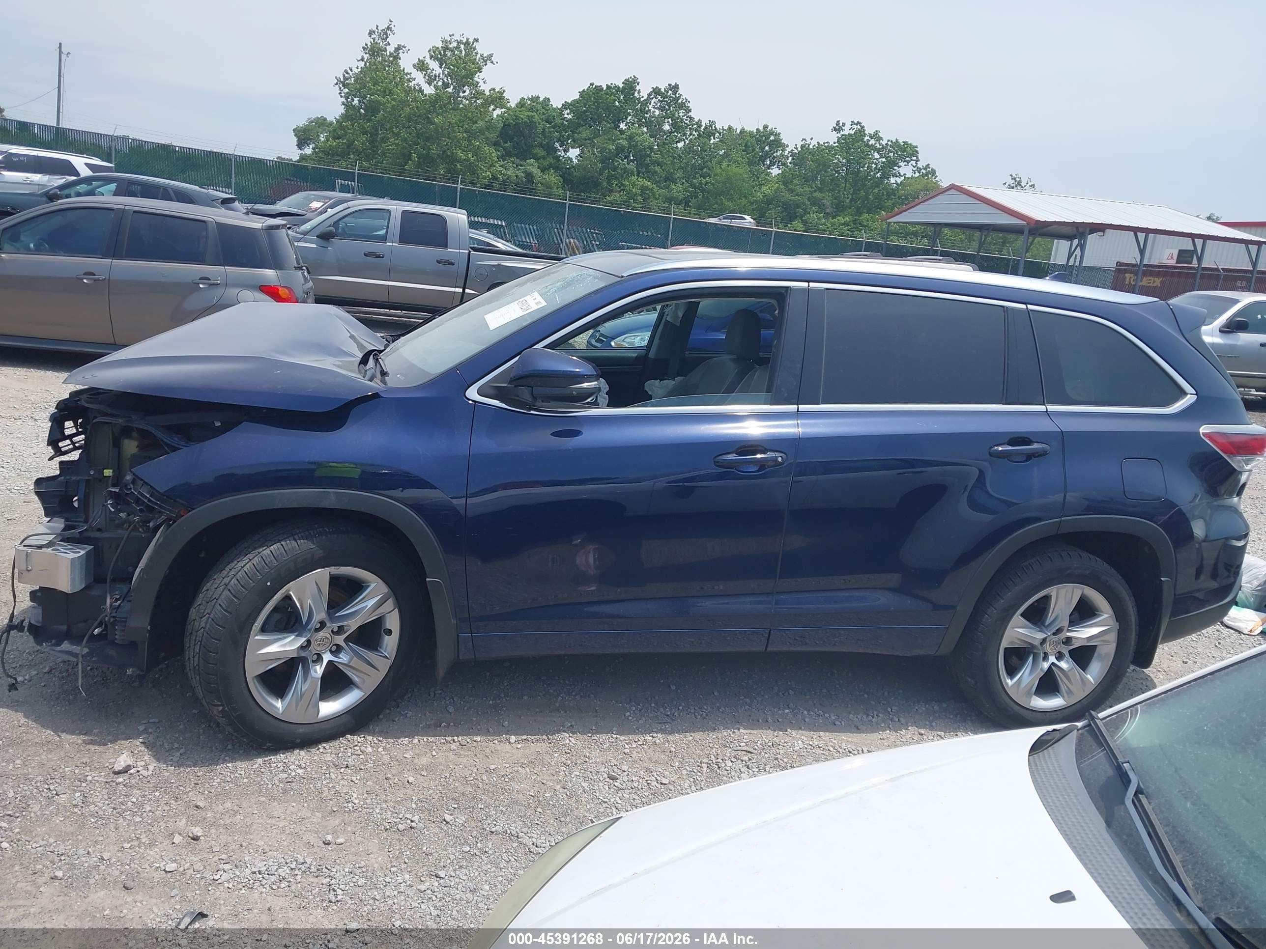 2015 Toyota Highlander Limited Platinum V6 Синий vin: 5TDDKRFH5FS181339