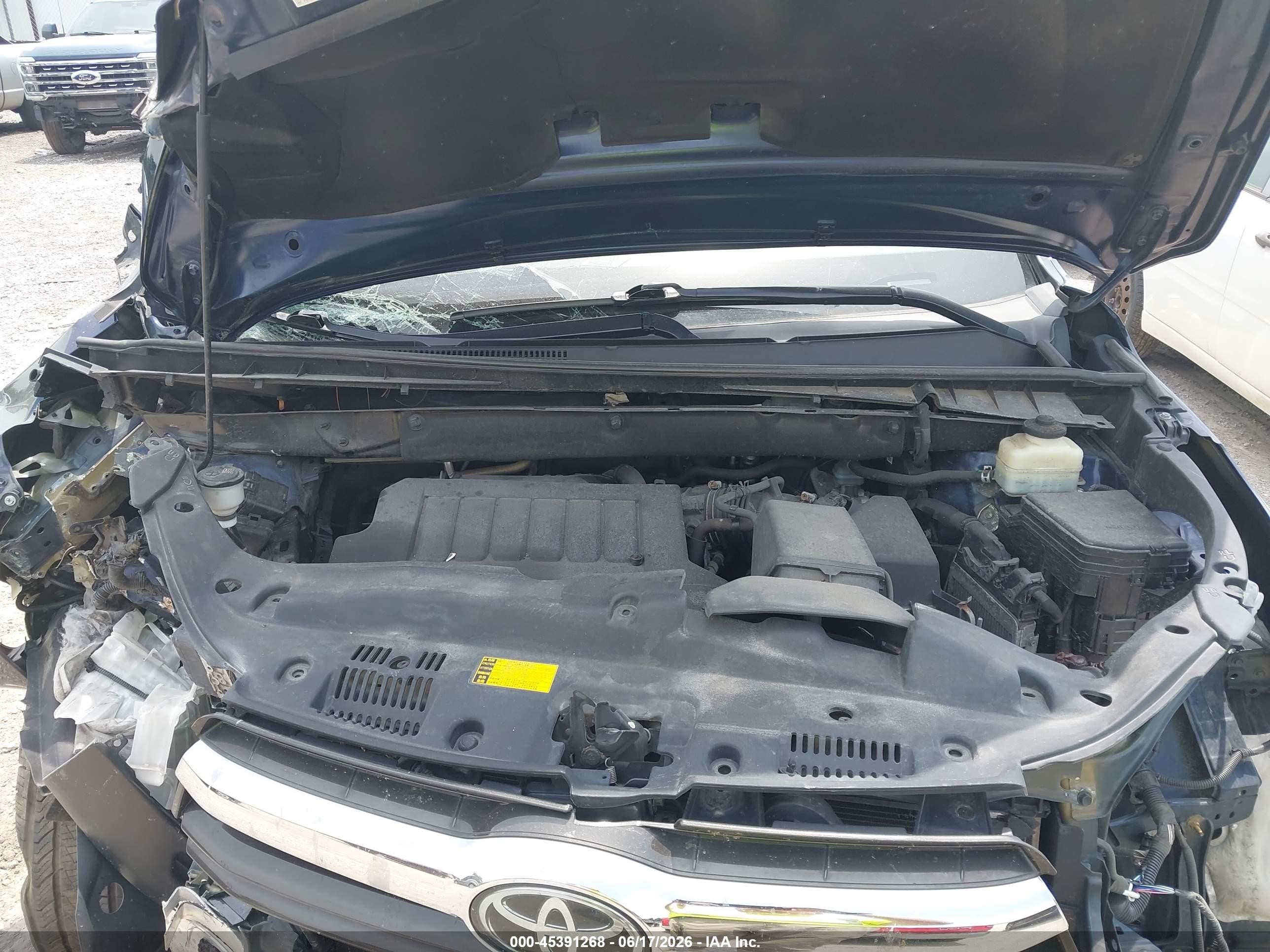 2015 Toyota Highlander Limited Platinum V6 Синий vin: 5TDDKRFH5FS181339