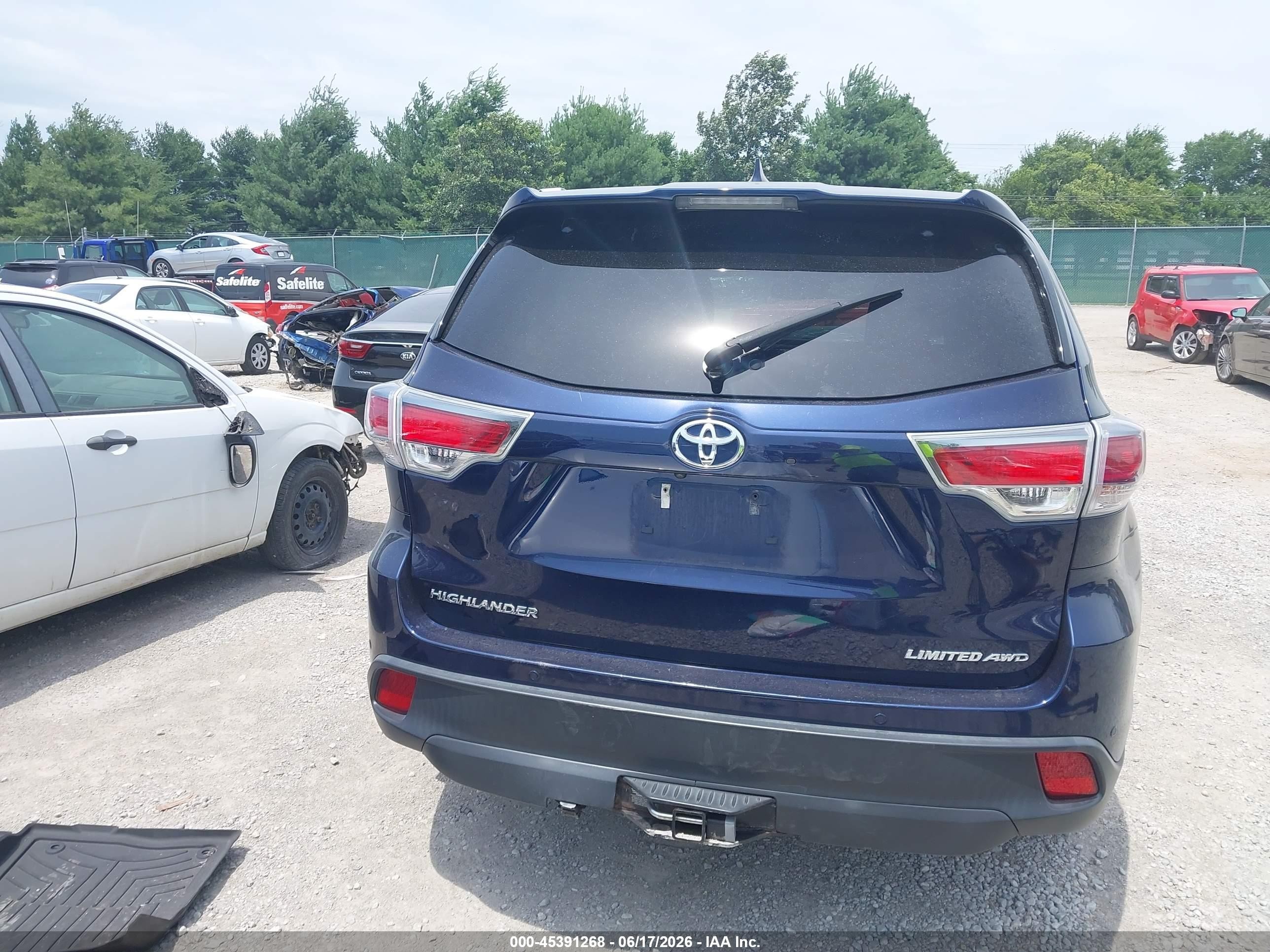 2015 Toyota Highlander Limited Platinum V6 Синий vin: 5TDDKRFH5FS181339