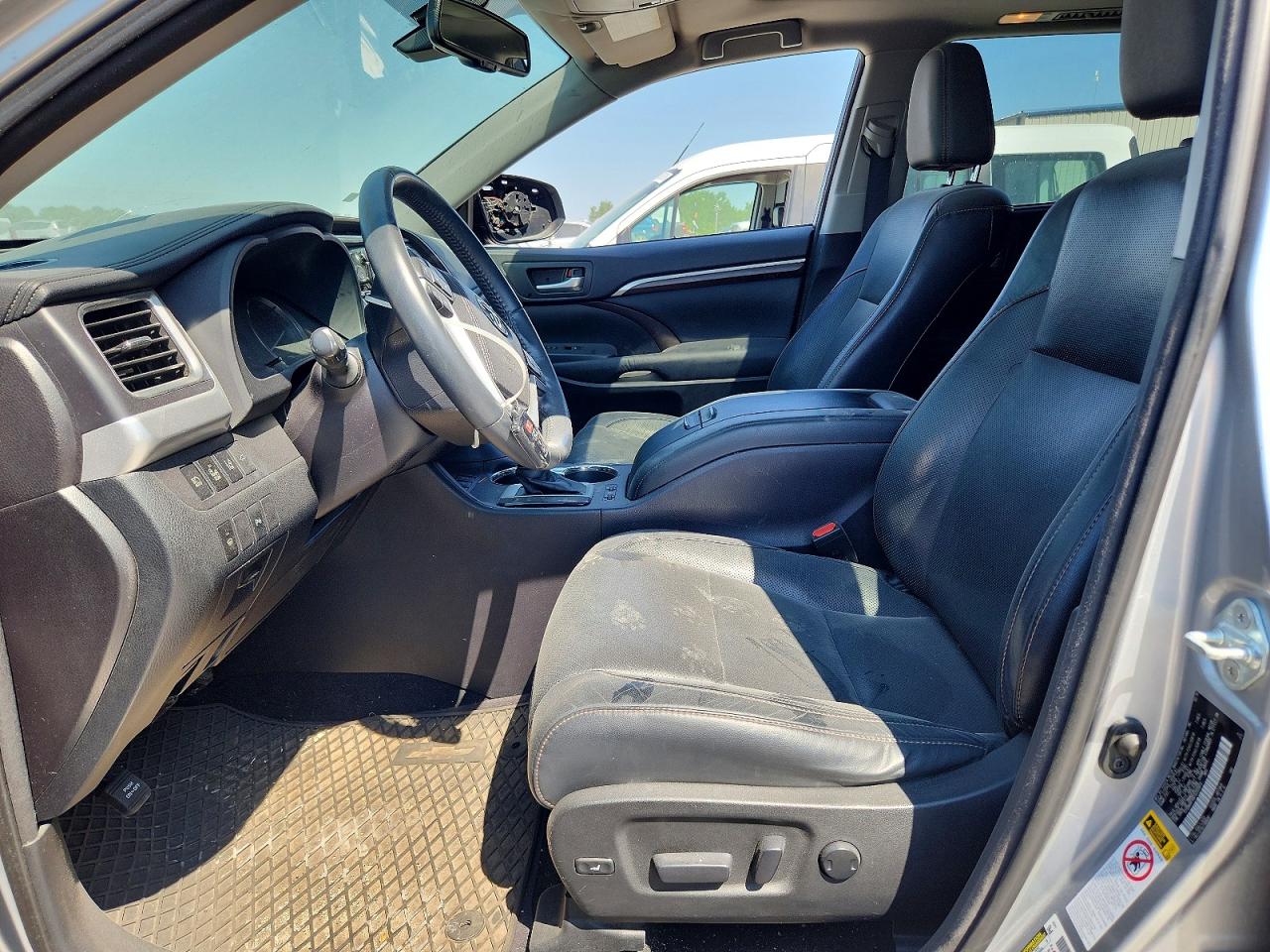 2015 Toyota Highlander Limited Silver vin: 5TDDKRFH5FS222973