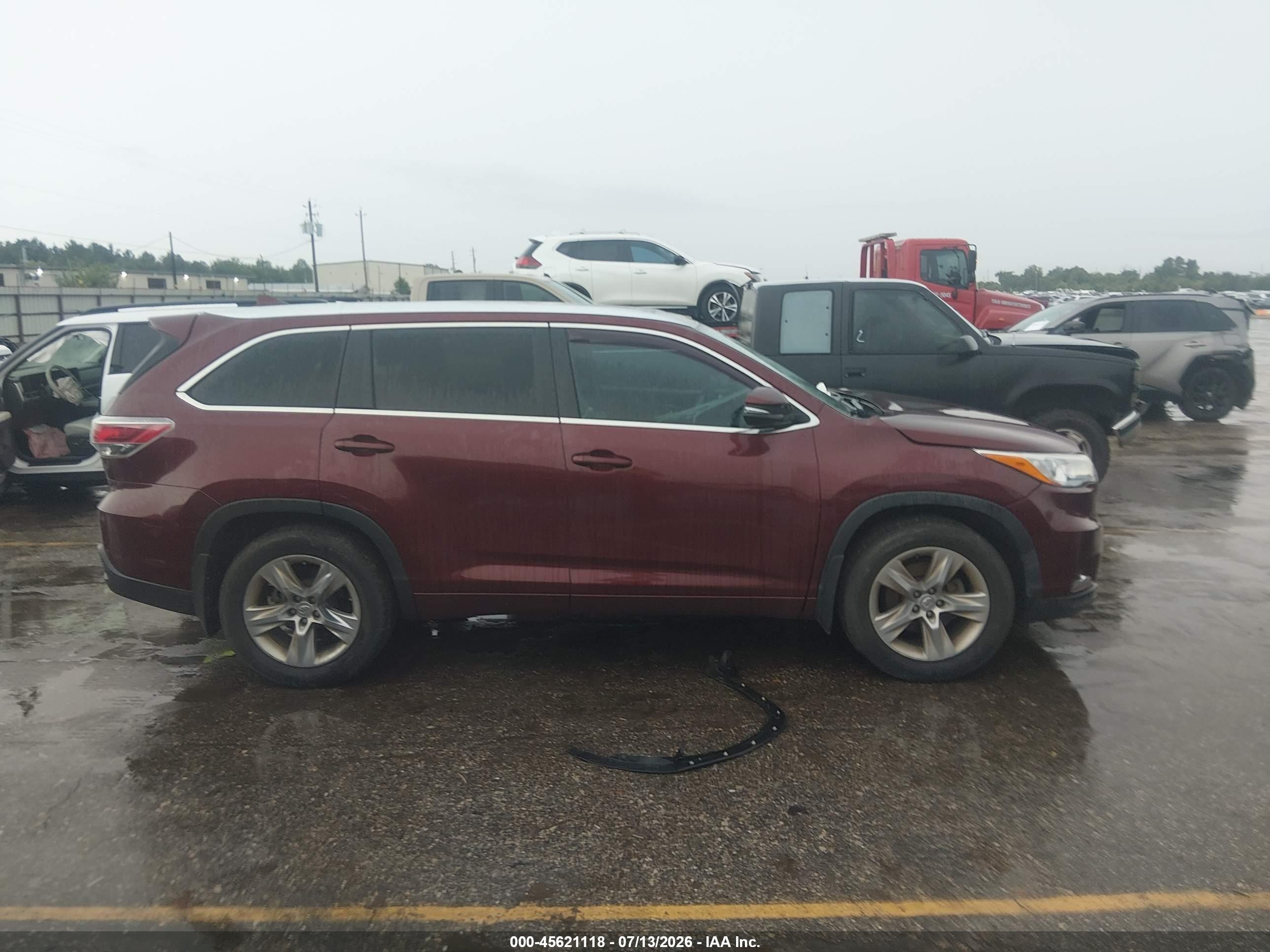 2014 Toyota Highlander Limited Platinum V6 Burgundy vin: 5TDDKRFH6ES006578
