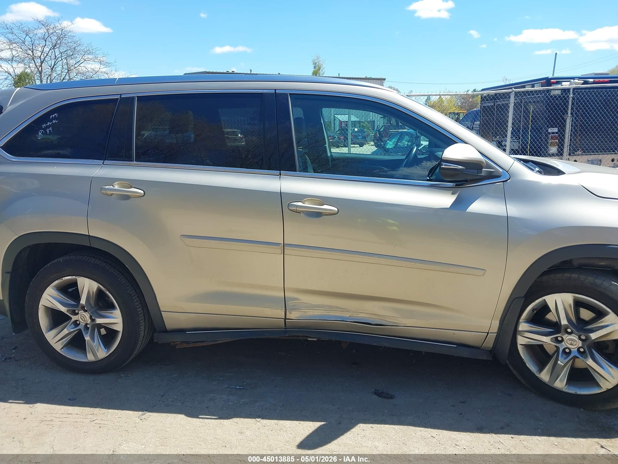 2014 Toyota Highlander Limited V6 Gold vin: 5TDDKRFH6ES012557