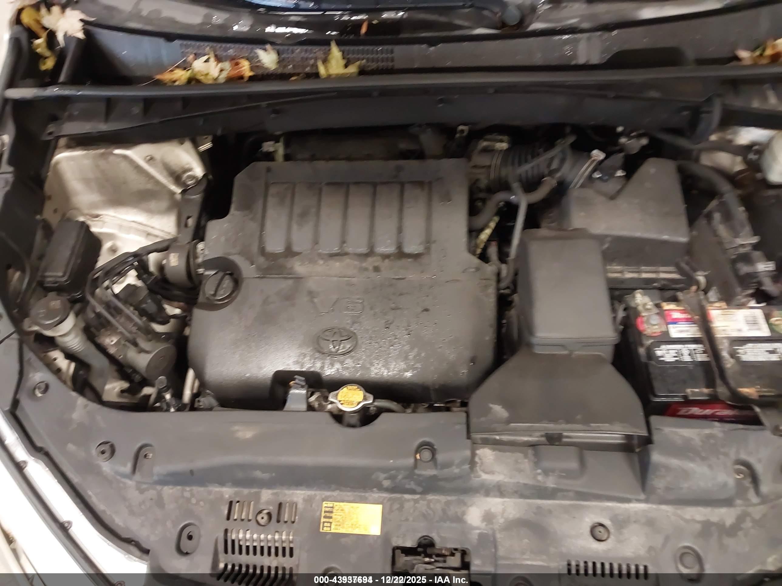 2015 Toyota Highlander Limited V6 Золотой vin: 5TDDKRFH6FS080133