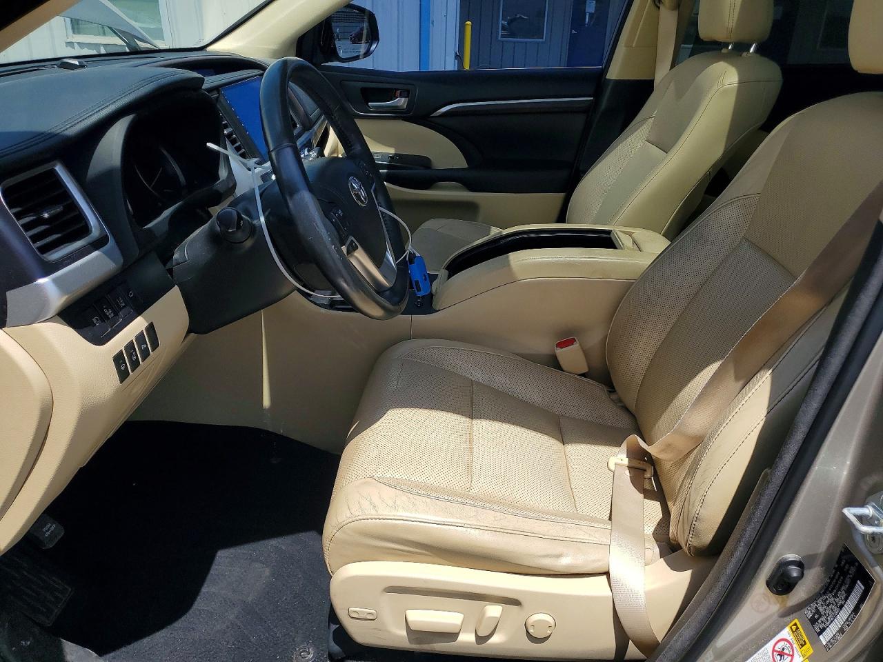 2015 Toyota Highlander Limited Platinum Tan vin: 5TDDKRFH6FS168955