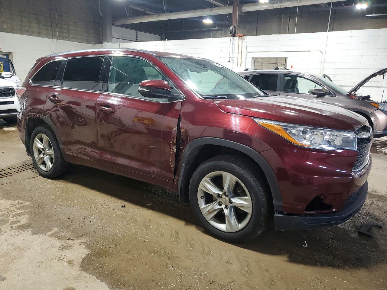 2015 Toyota Highlander Limited Красный vin: 5TDDKRFH6FS193791