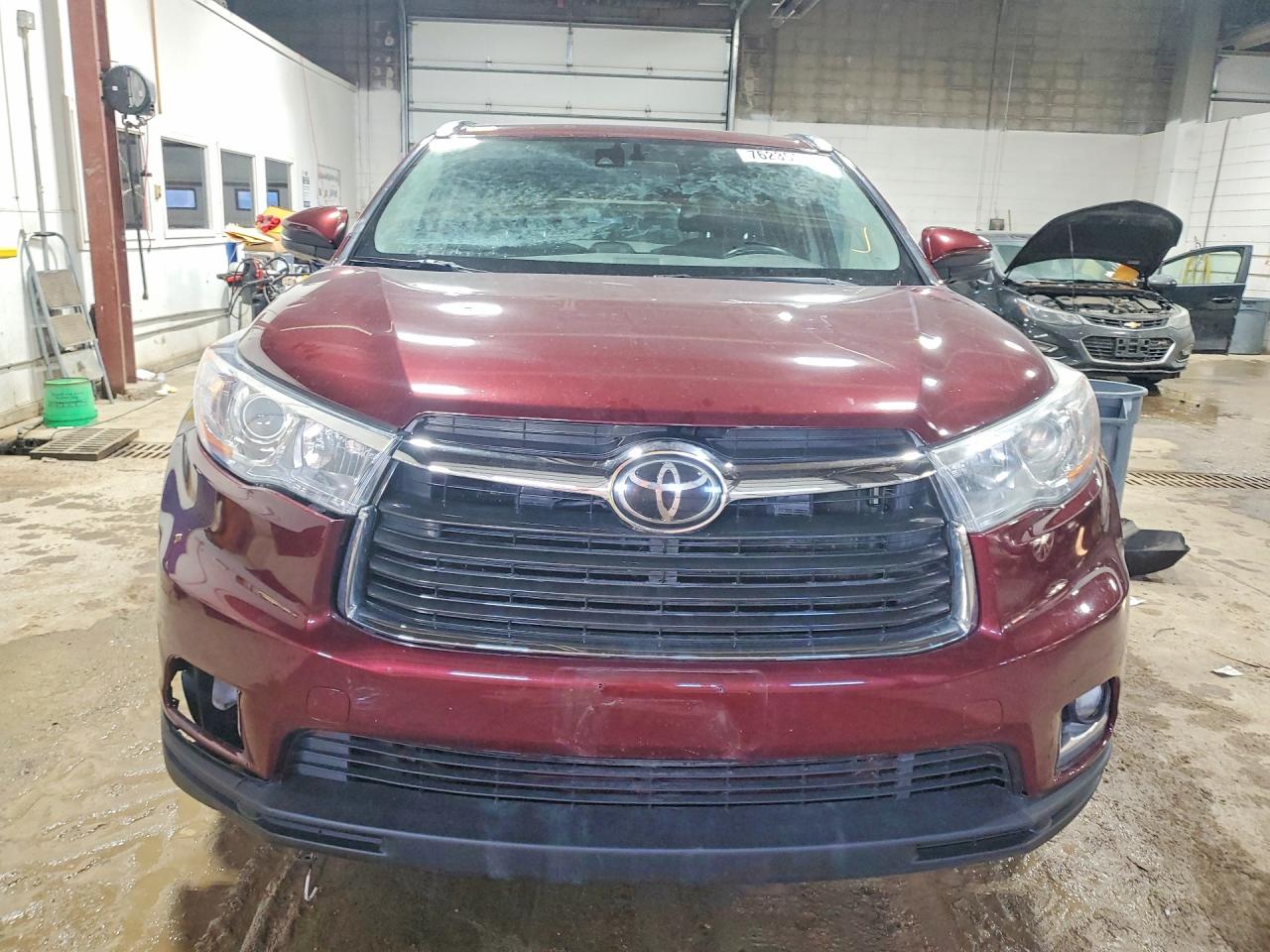 2015 Toyota Highlander Limited Красный vin: 5TDDKRFH6FS193791
