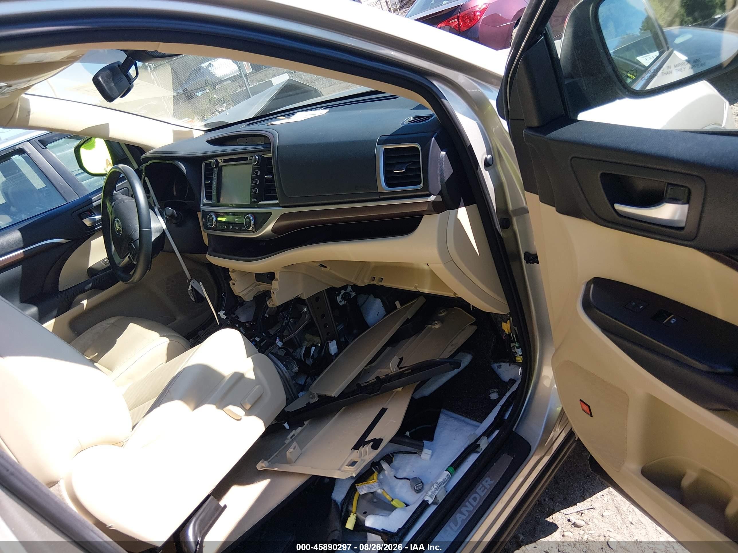 2015 Toyota Highlander Limited Platinum V6 Champagne vin: 5TDDKRFH6FS214526