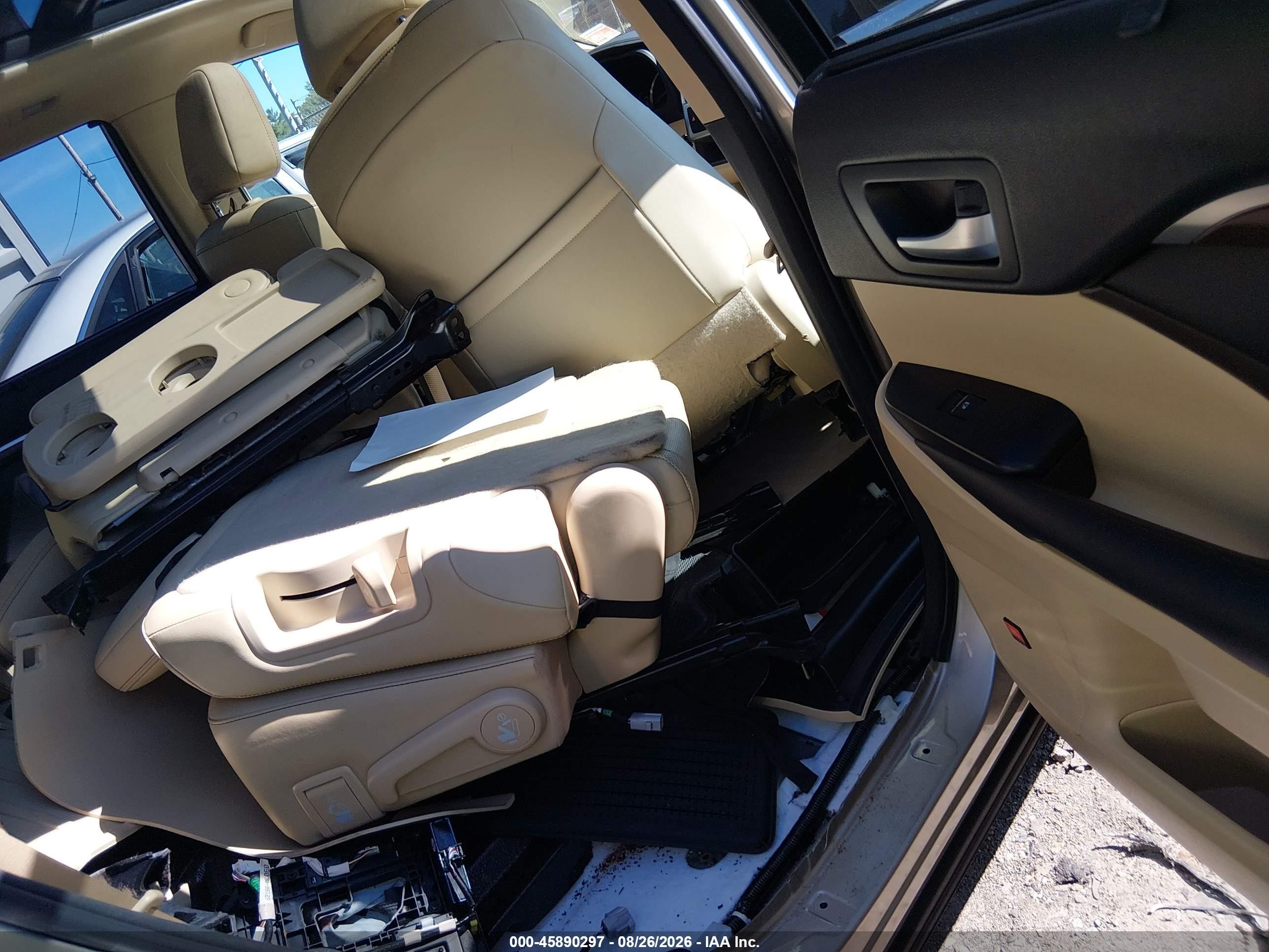 2015 Toyota Highlander Limited Platinum V6 Champagne vin: 5TDDKRFH6FS214526
