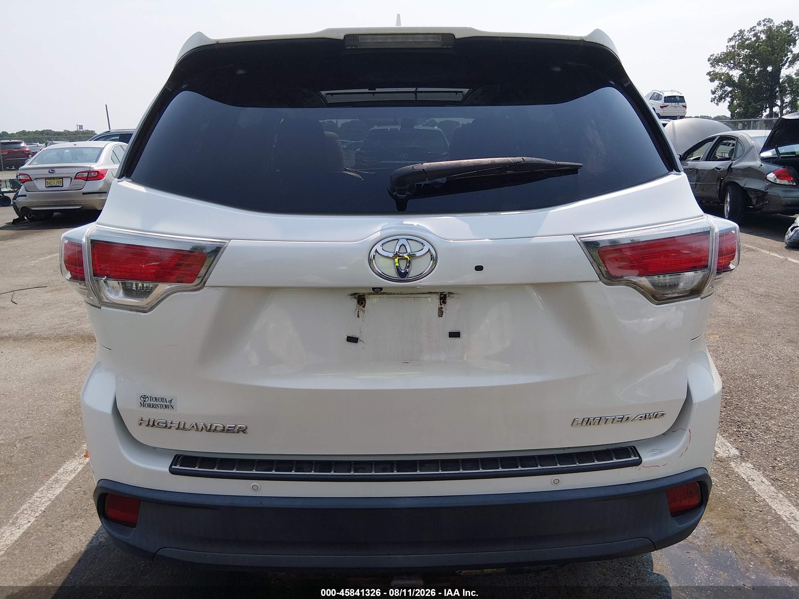 2014 Toyota Highlander Limited Platinum V6 White vin: 5TDDKRFH7ES025947