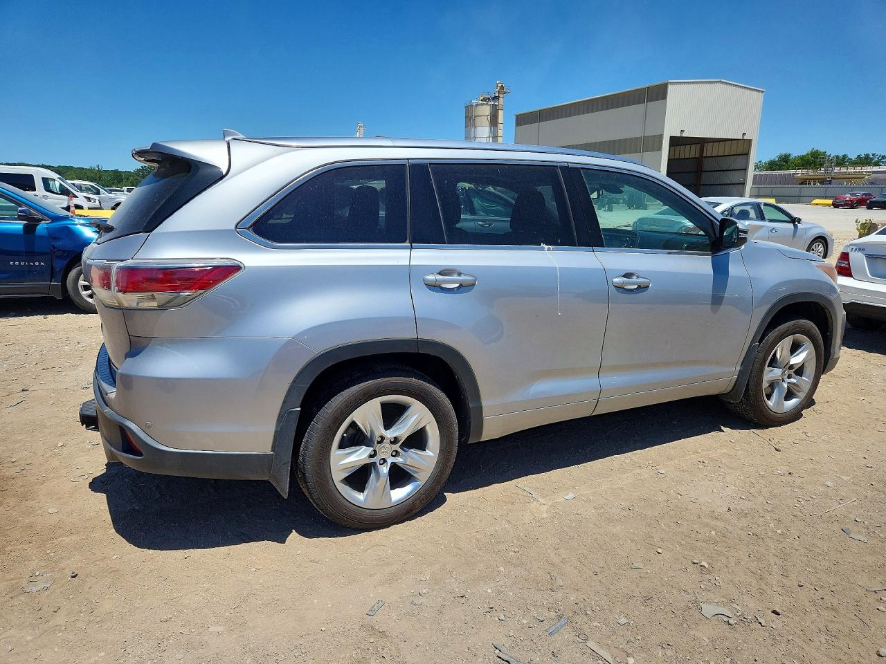 2014 Toyota Highlander Limited Platinum Silver vin: 5TDDKRFH7ES028119
