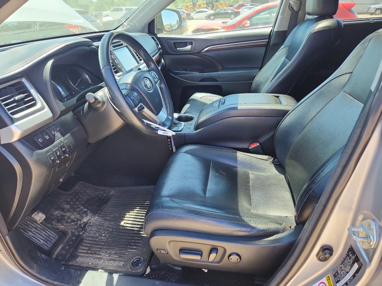 2014 Toyota Highlander Limited Platinum Silver vin: 5TDDKRFH7ES028119