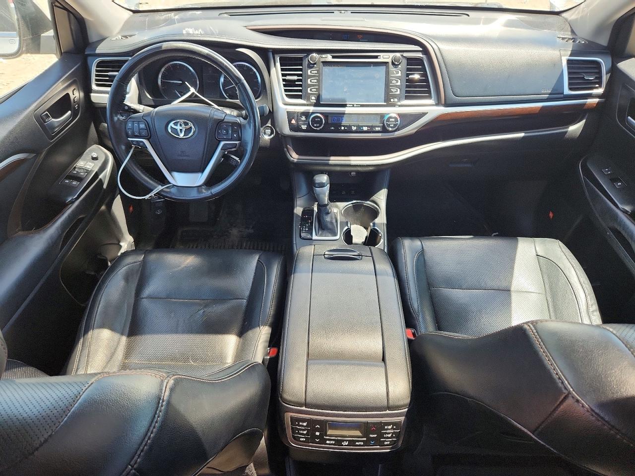2014 Toyota Highlander Limited Platinum Silver vin: 5TDDKRFH7ES028119