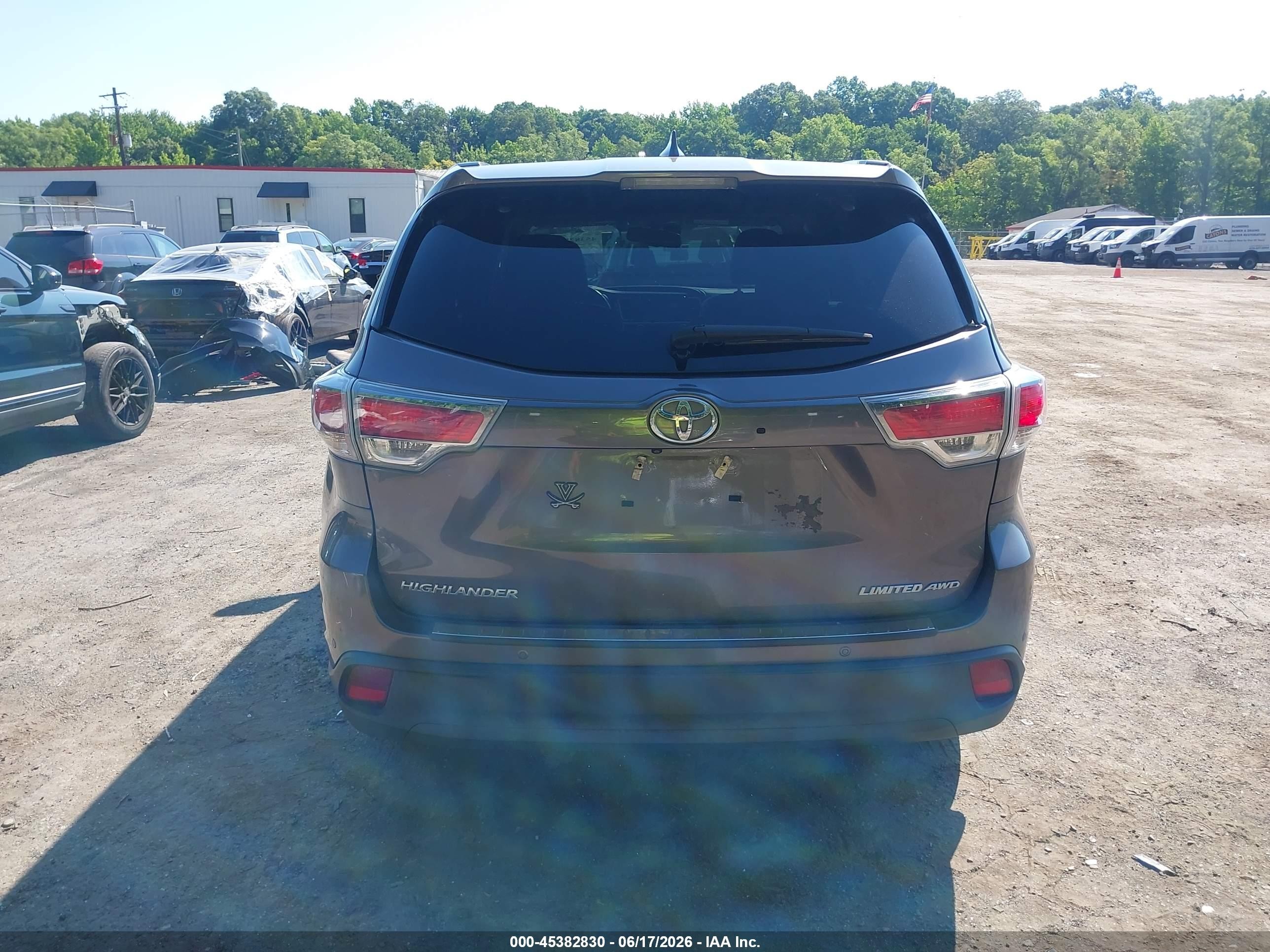 2014 Toyota Highlander Limited Platinum V6 Gray vin: 5TDDKRFH7ES033014
