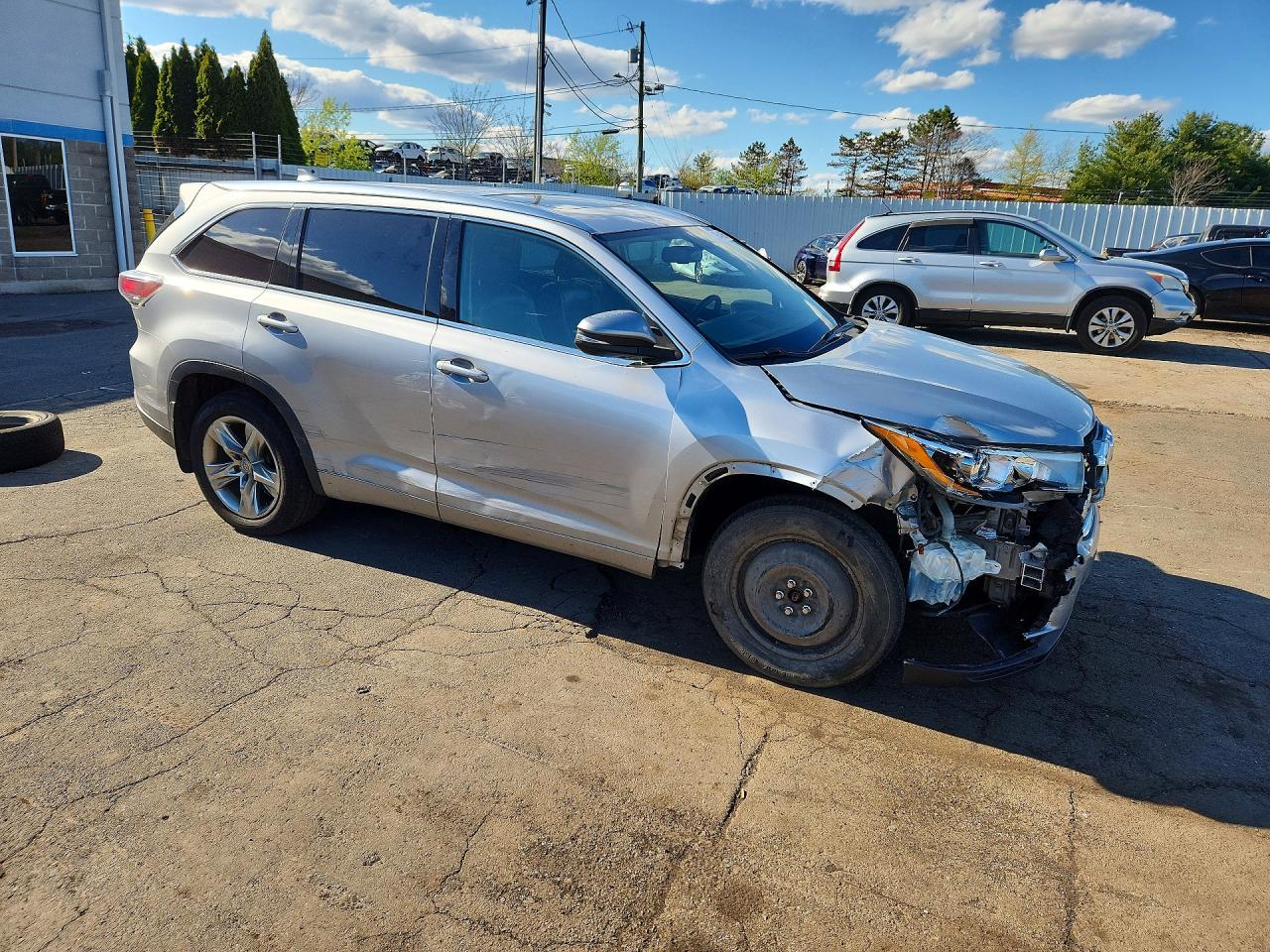 2015 Toyota Highlander Limited Silver vin: 5TDDKRFH7FS072168