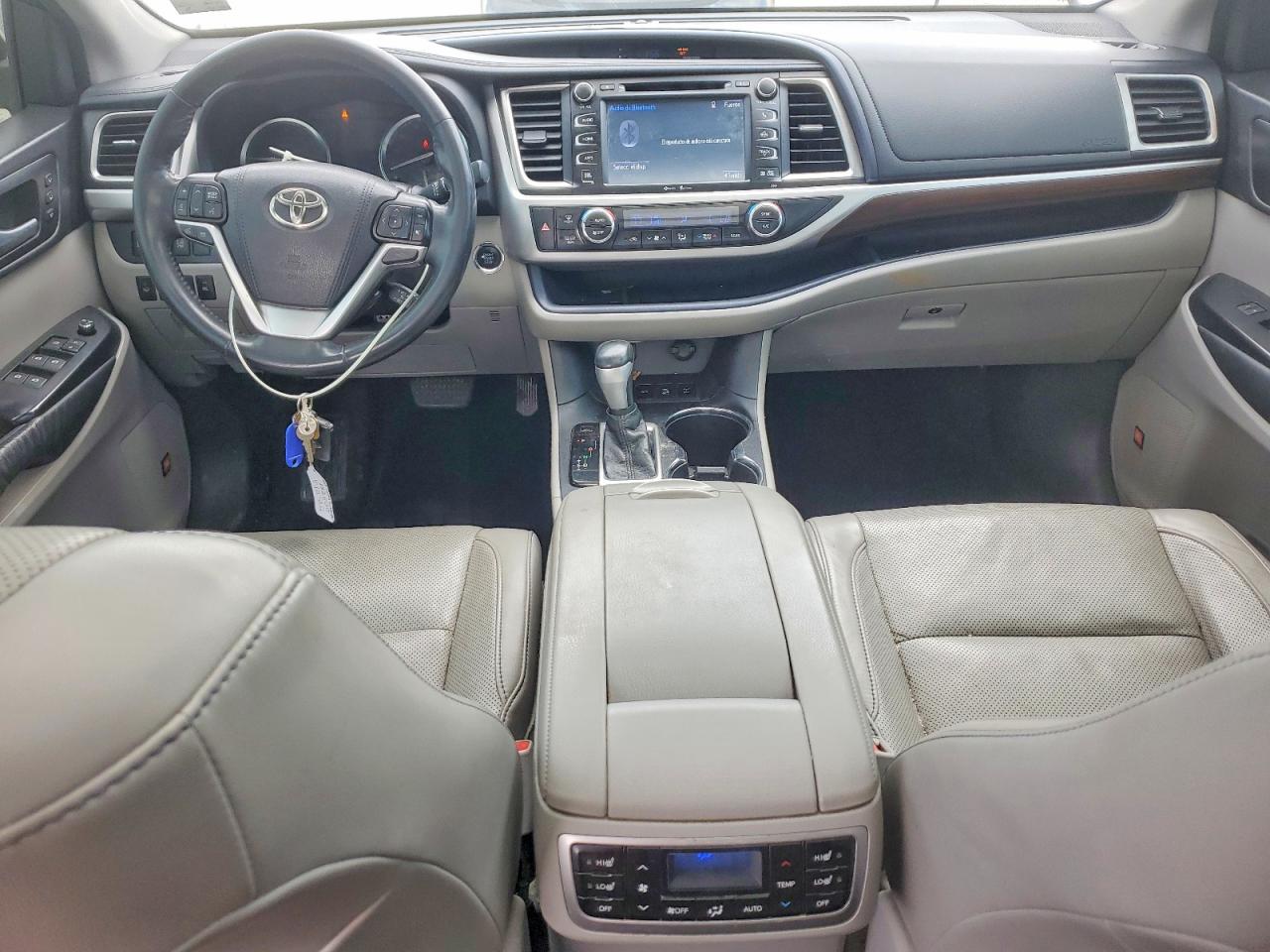 2015 Toyota Highlander Limited Platinum White vin: 5TDDKRFH7FS182606