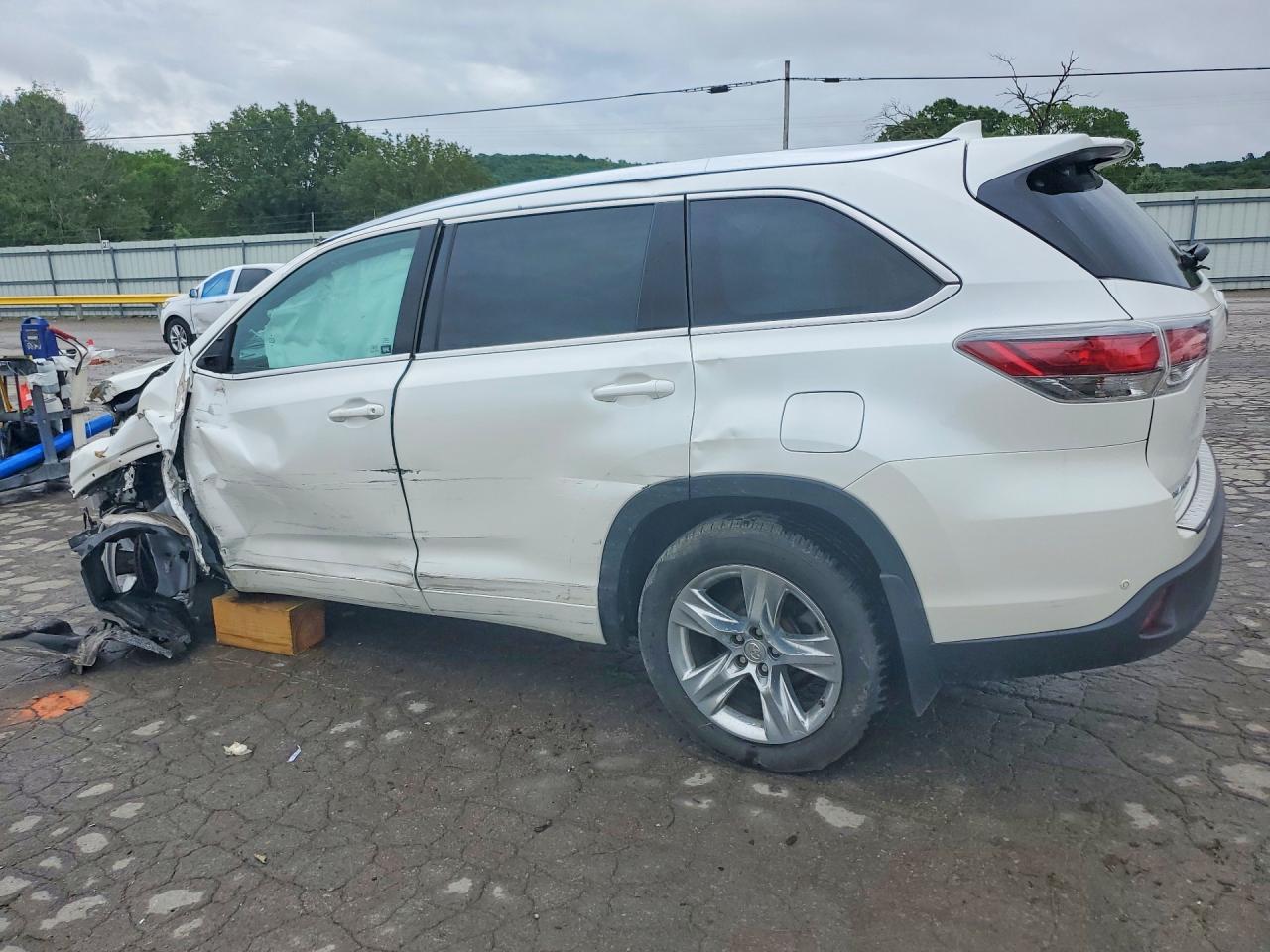 2015 Toyota Highlander Limited Platinum White vin: 5TDDKRFH7FS197302