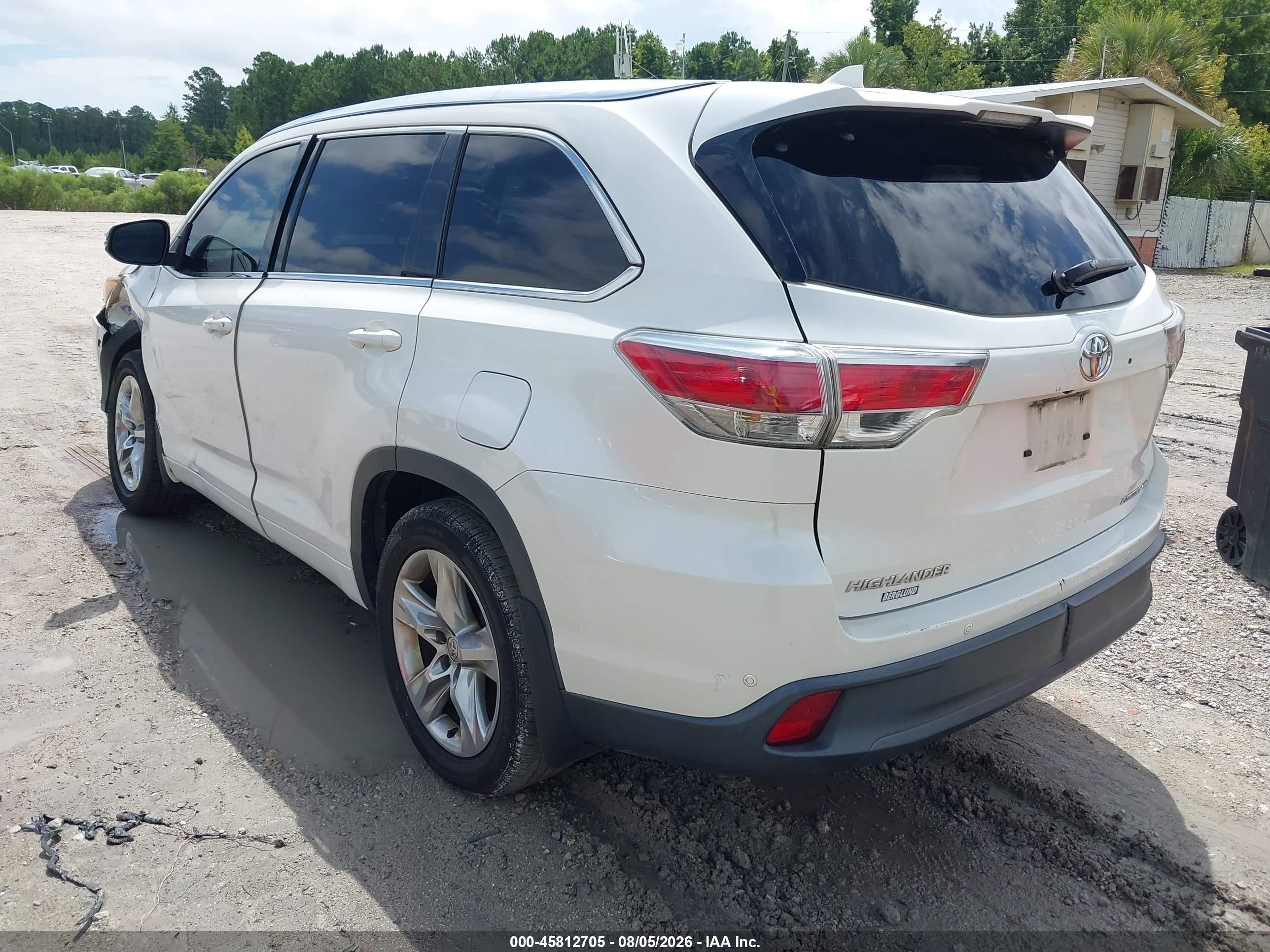 2014 Toyota Highlander Limited V6 White vin: 5TDDKRFH8ES019462
