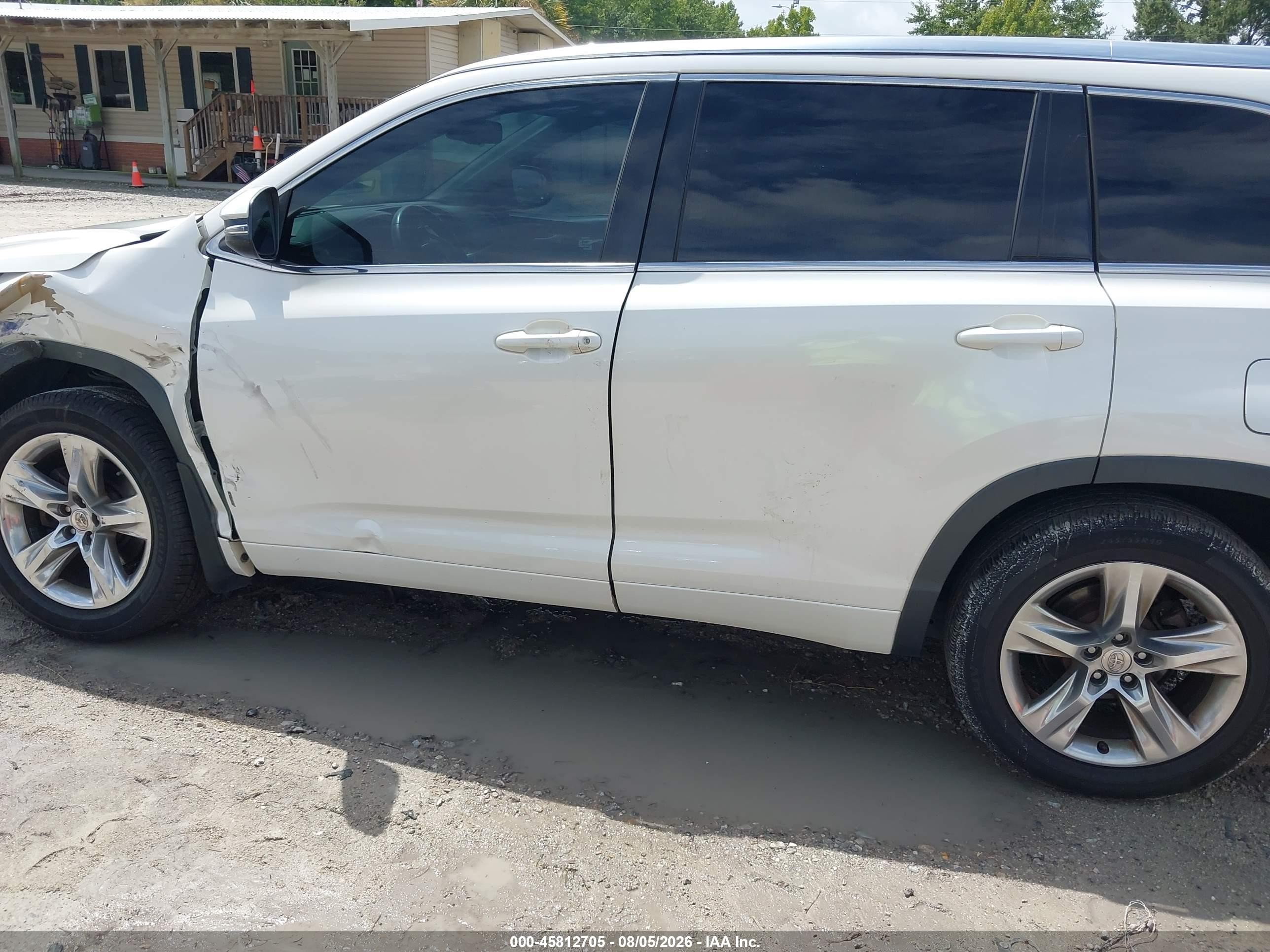 2014 Toyota Highlander Limited V6 White vin: 5TDDKRFH8ES019462