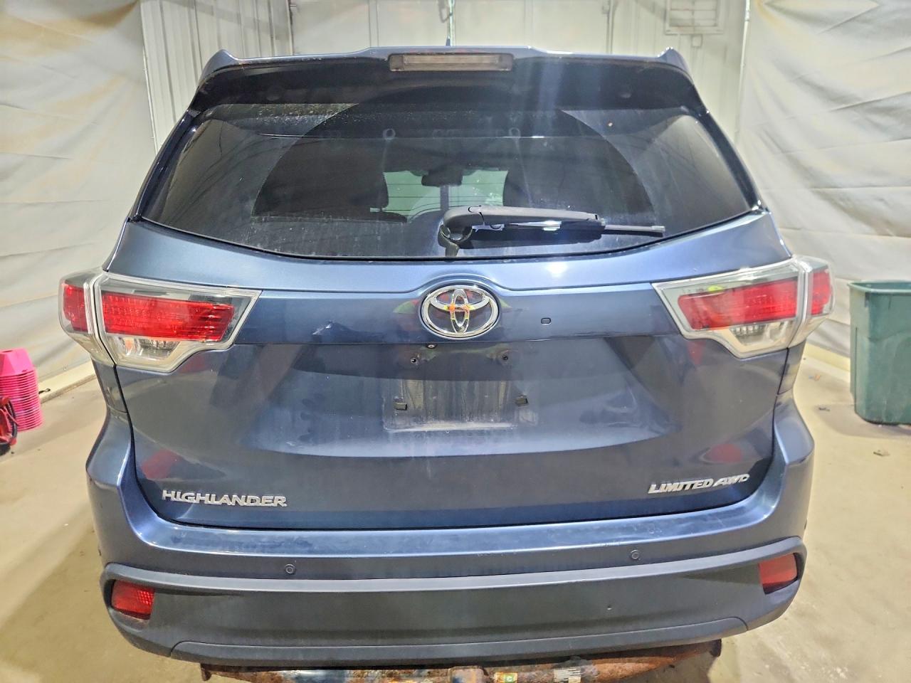 2015 Toyota Highlander Limited Platinum Blue vin: 5TDDKRFH8FS099539