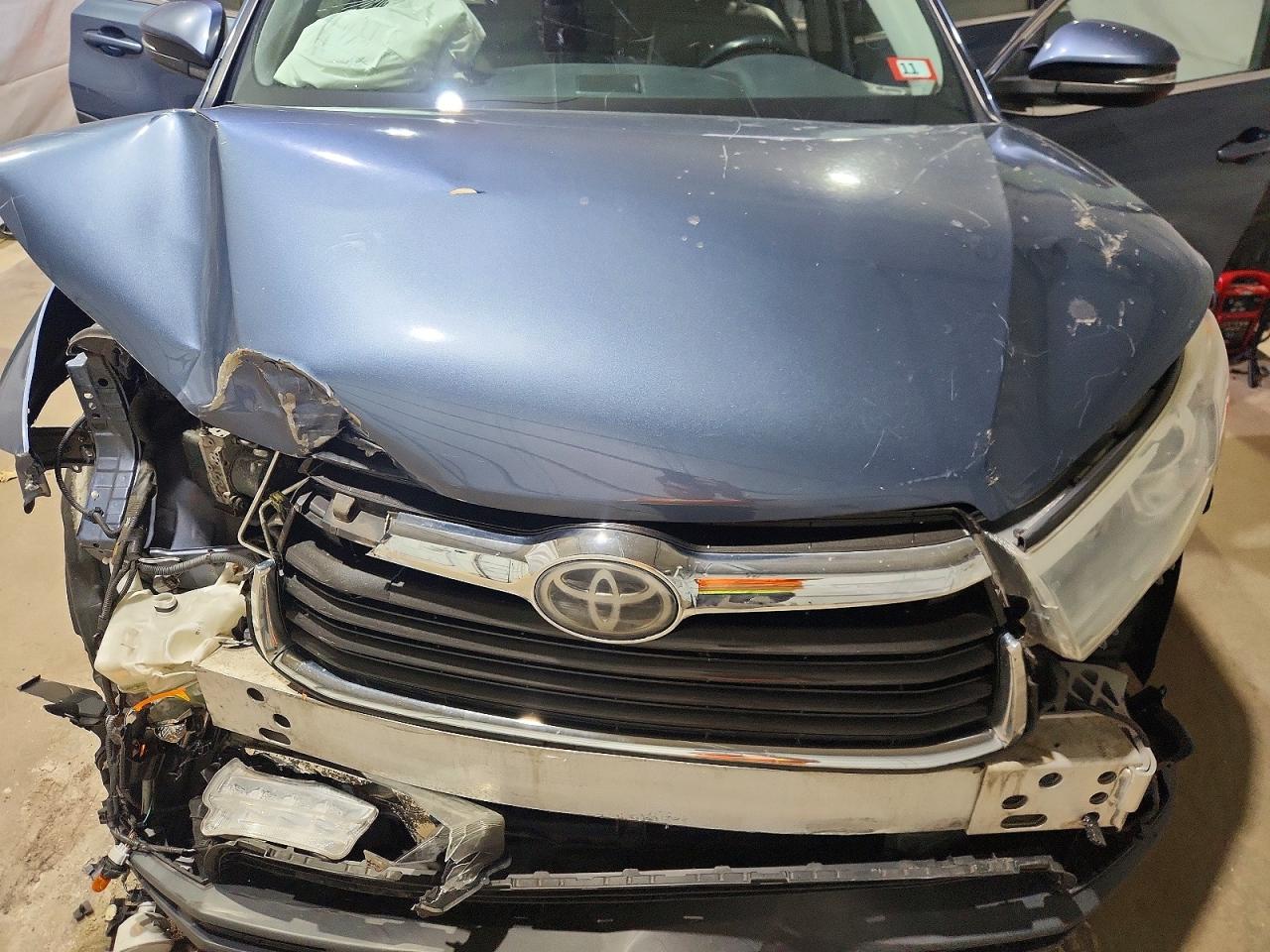 2015 Toyota Highlander Limited Platinum Blue vin: 5TDDKRFH8FS099539