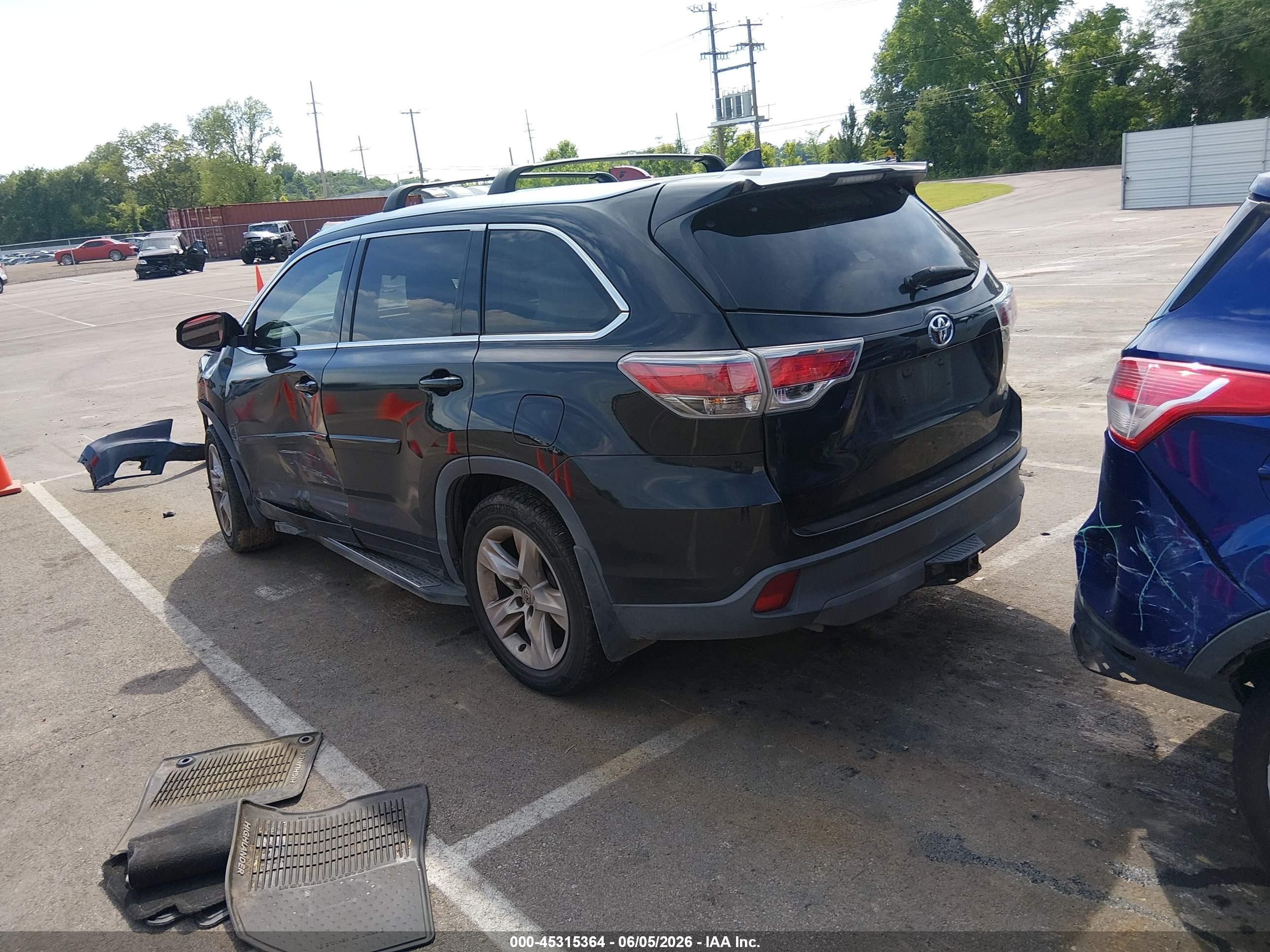 2015 Toyota Highlander Limited Platinum V6 Black vin: 5TDDKRFH8FS157312