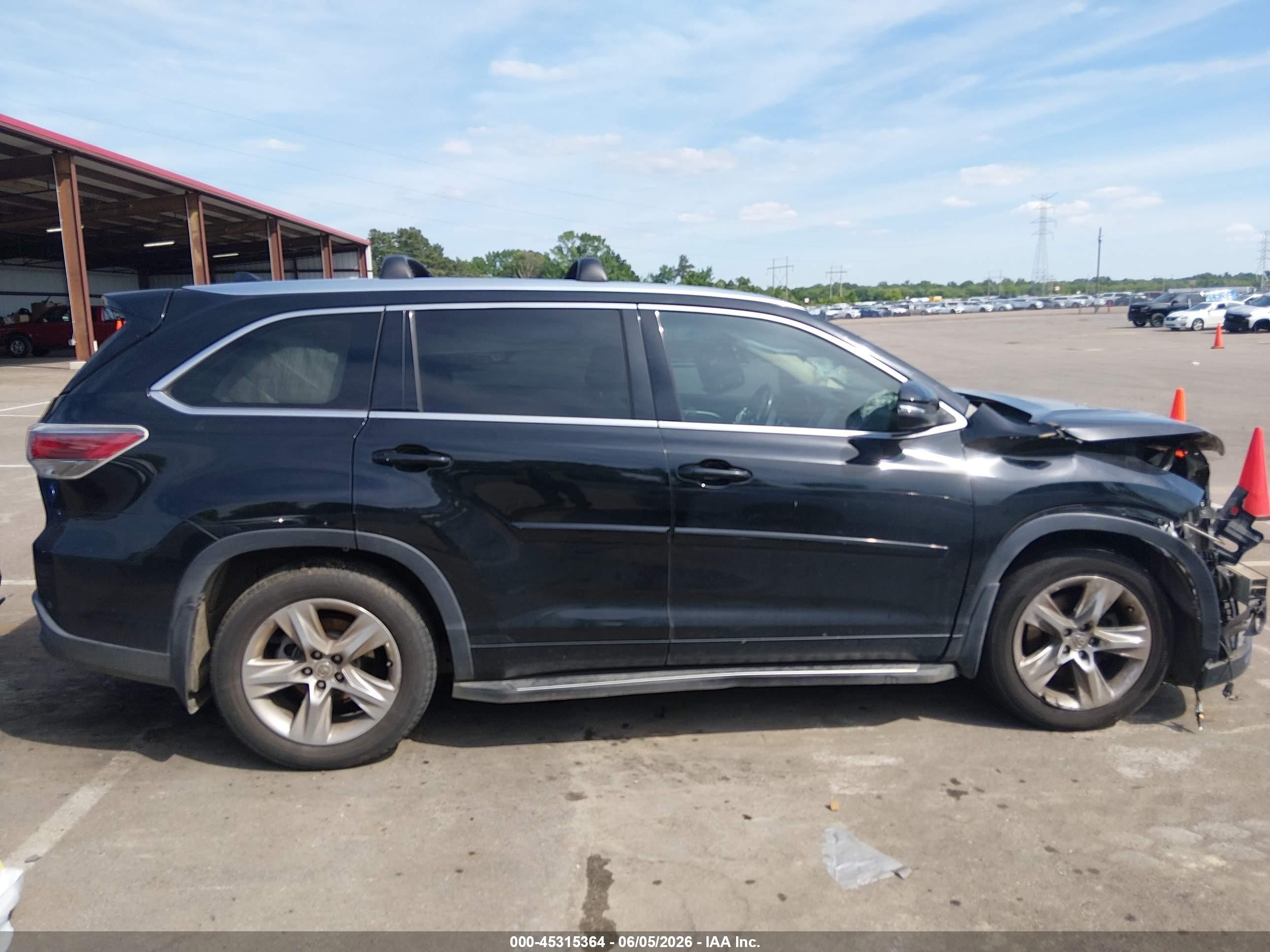 2015 Toyota Highlander Limited Platinum V6 Black vin: 5TDDKRFH8FS157312