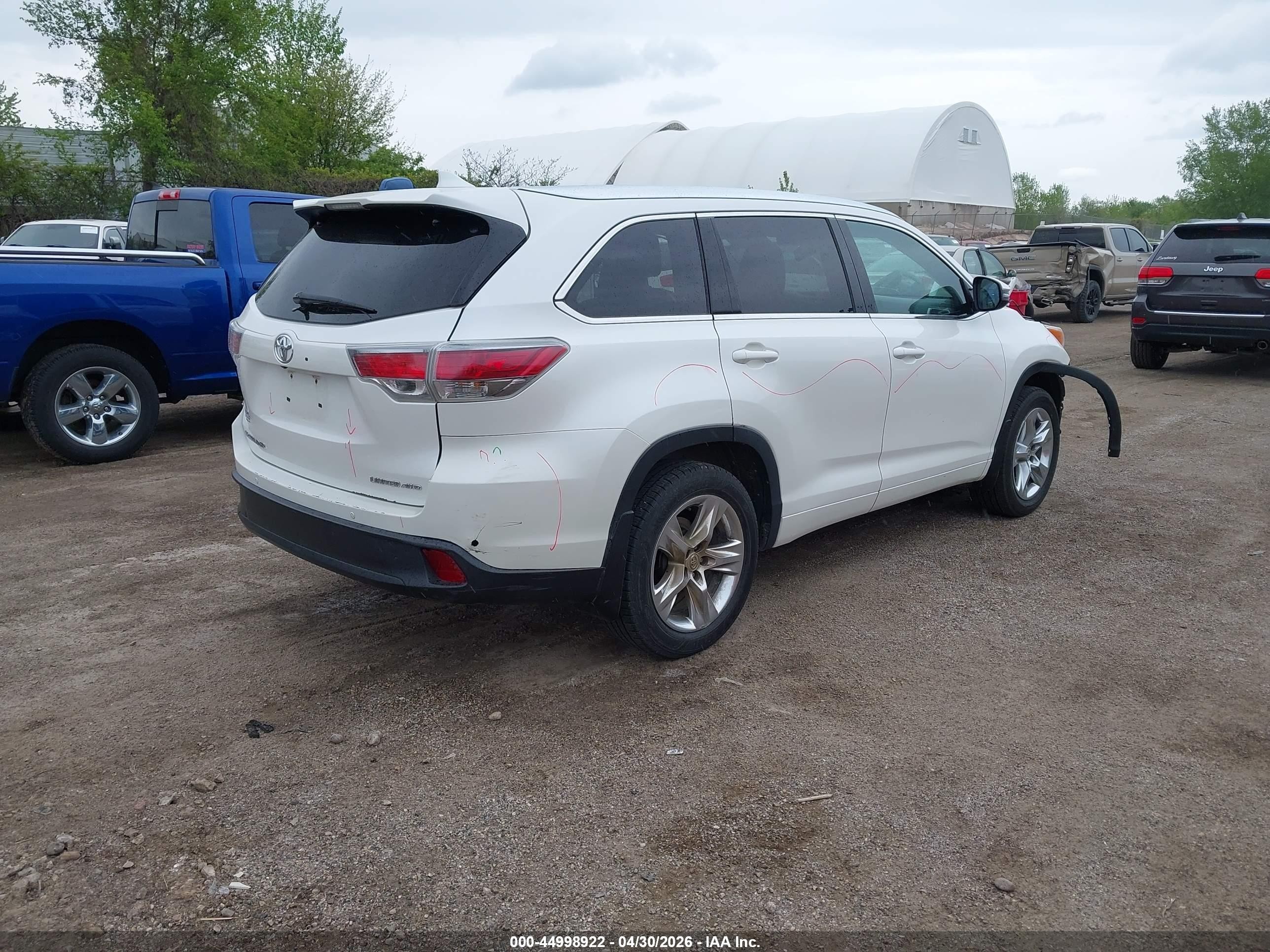 2015 Toyota Highlander Limited V6 White vin: 5TDDKRFH8FS173011