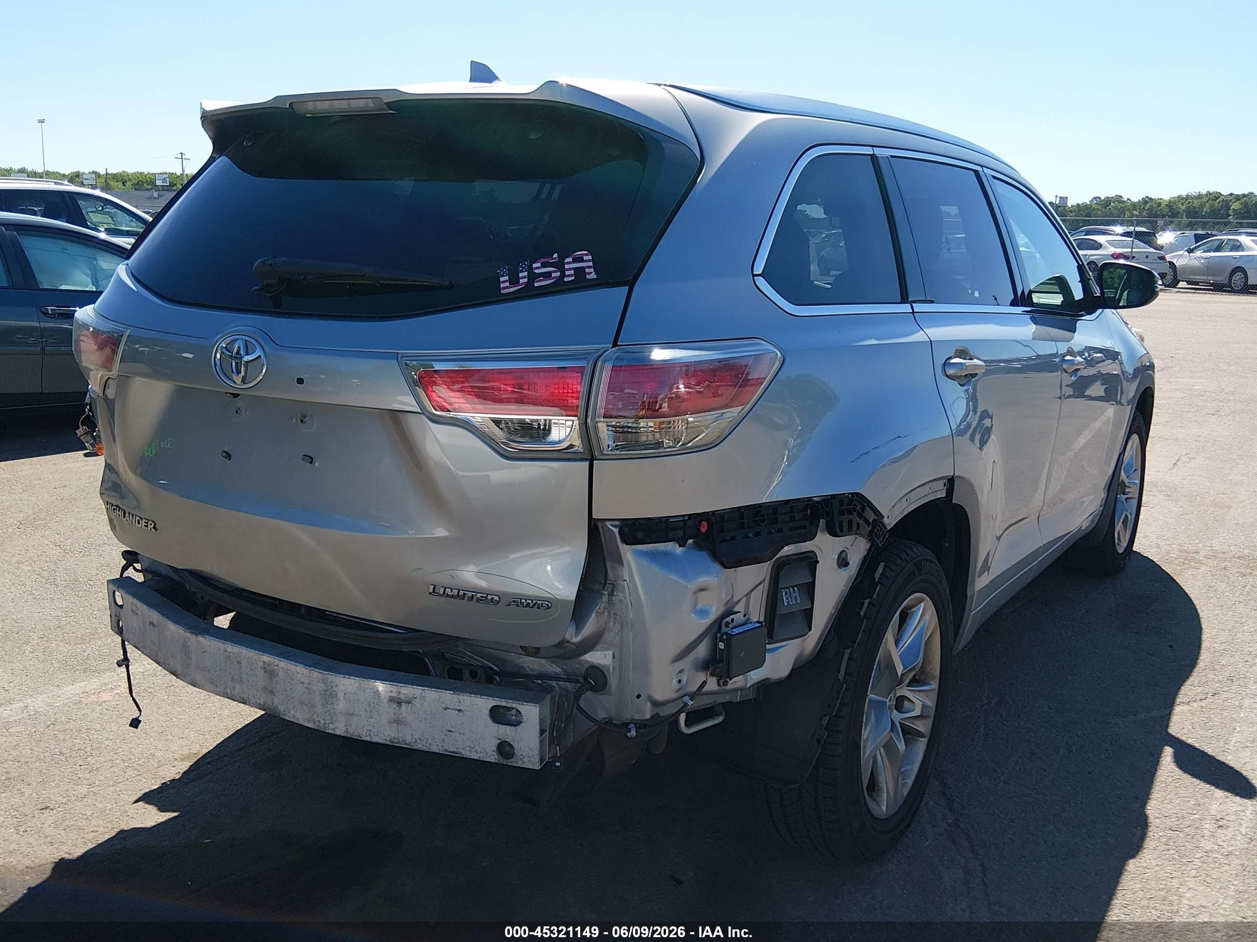 2014 Toyota Highlander Limited V6 Silver vin: 5TDDKRFH9ES039574