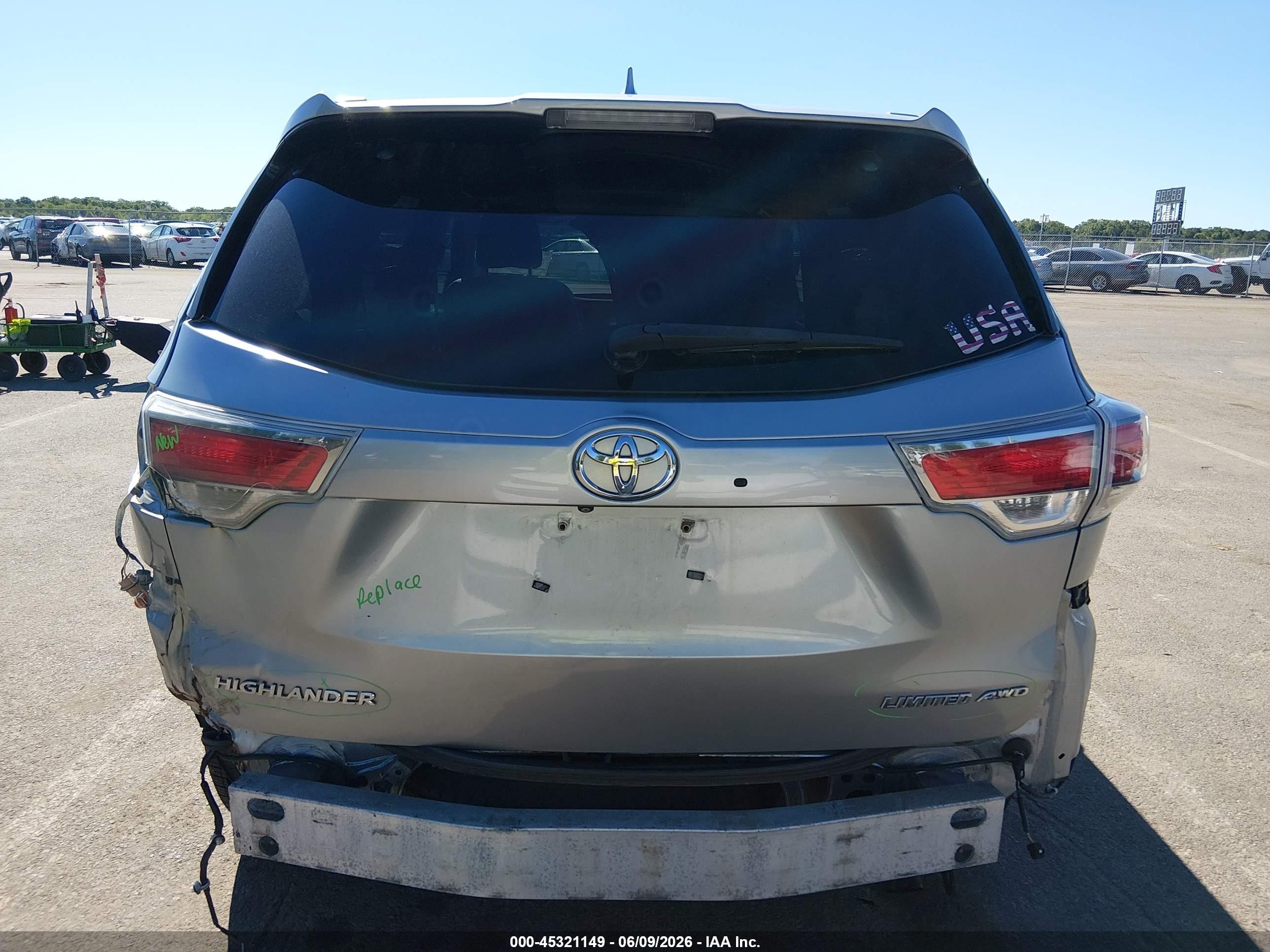 2014 Toyota Highlander Limited V6 Silver vin: 5TDDKRFH9ES039574